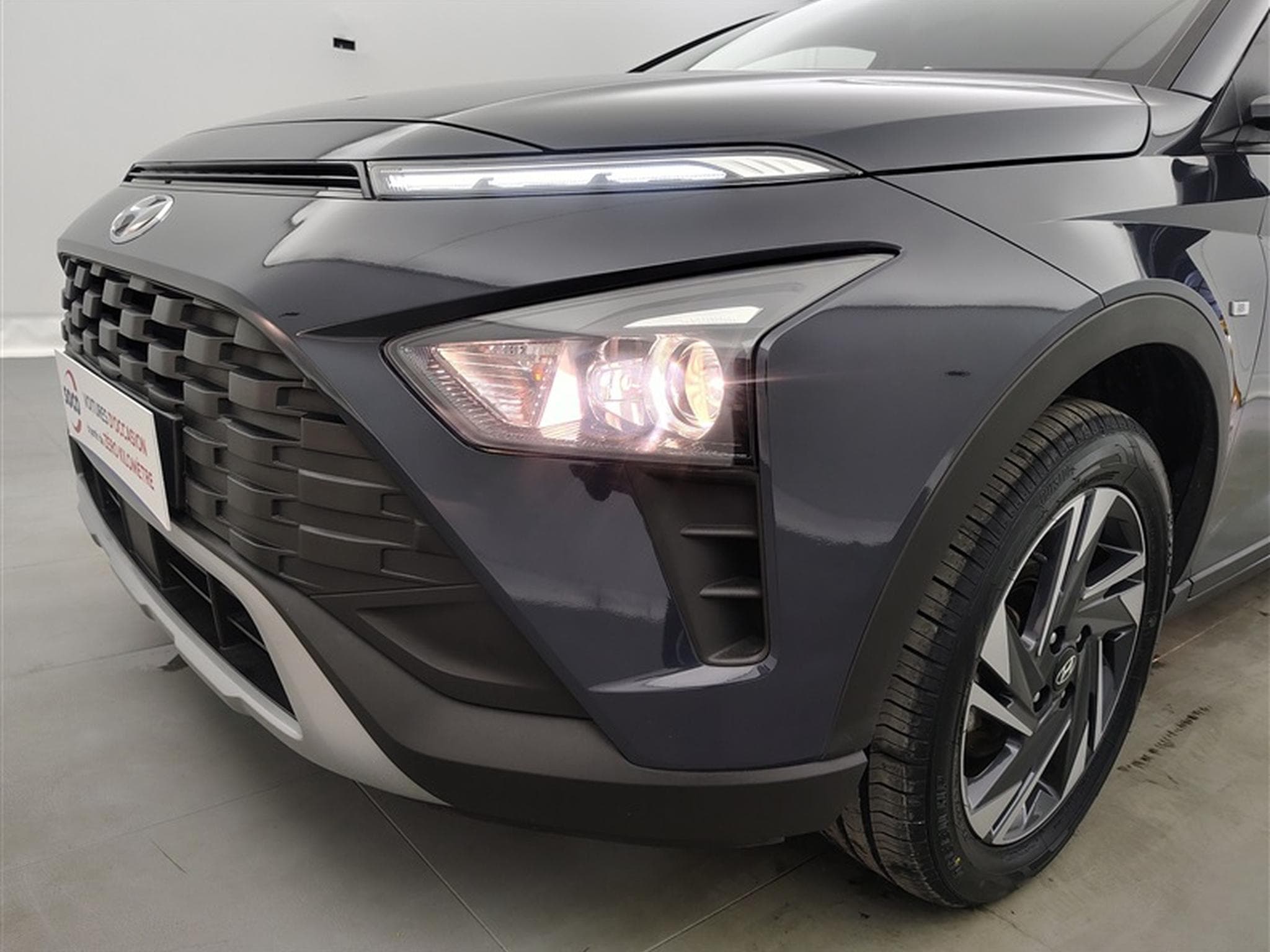 Hyundai Bayon 1.0 T-GDi MHEV DCT-7 100Cv Intuitive CARPLAY / CLIM (2023) - Photo 15