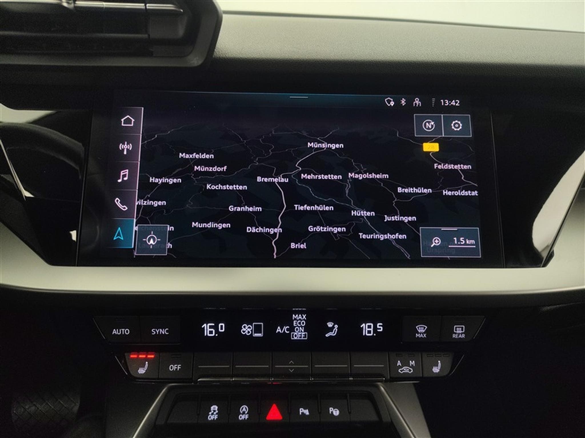Audi A3 30 TFSI S-Tronic Advanced (2022) - Foto 11