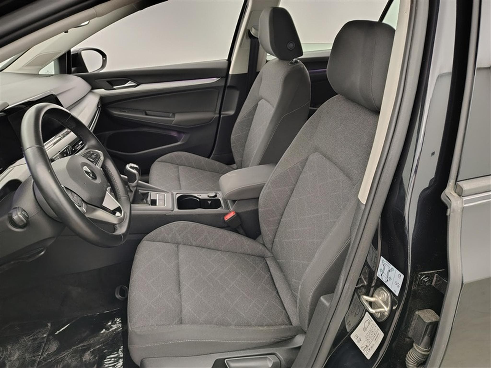 VW Golf 1.0 TSI Life Business FULL LED/JA16/PDC (2022) - Foto 7