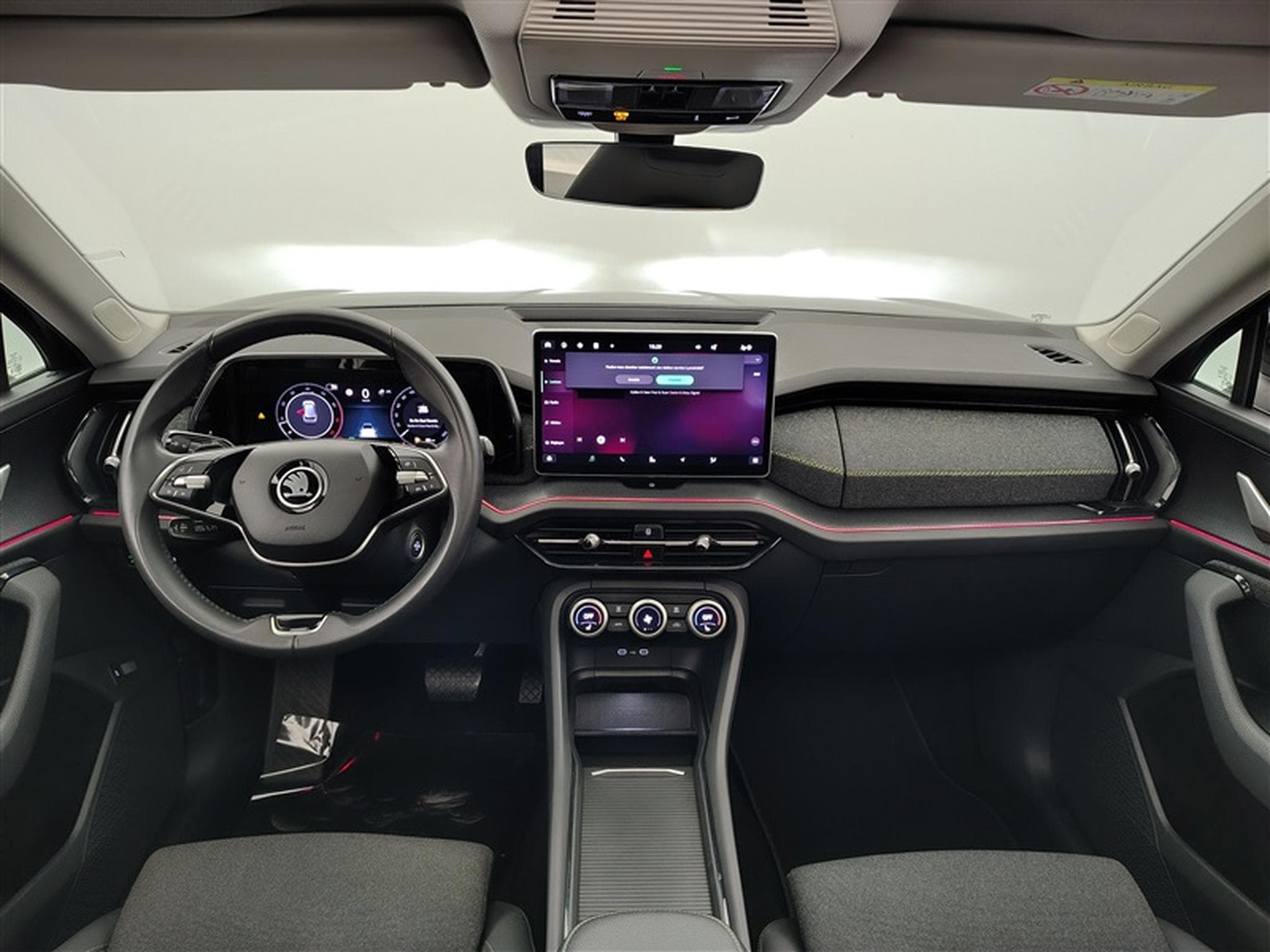Skoda Kodiaq 1.5 TSI m-HEV 150Cv DSG Selection 7PL / CARPLAY / CAMERA (2024) - Foto 8