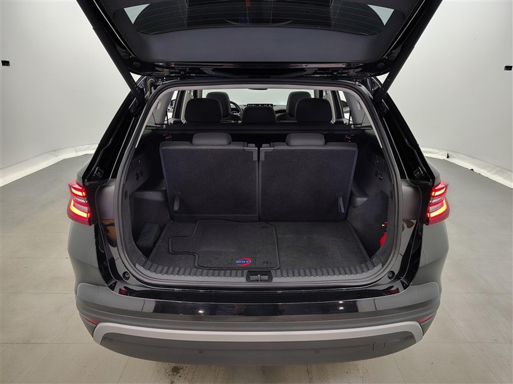 Skoda Kodiaq 1.5 TSI m-HEV 150Cv DSG Selection 7PL / CARPLAY / CAMERA (2024) - Foto 14