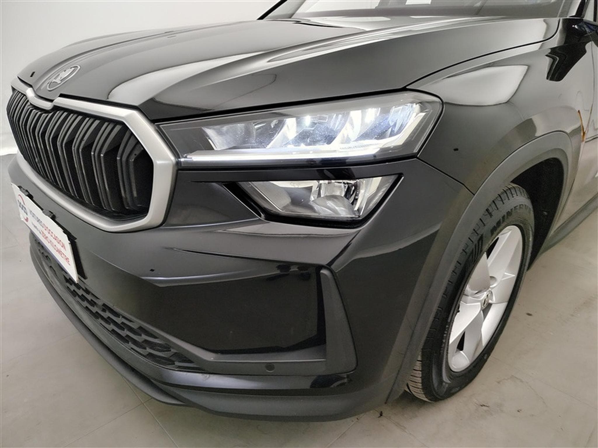 Skoda Kodiaq 1.5 TSI m-HEV 150Cv DSG Selection 7PL / CARPLAY / CAMERA (2024) - Foto 15