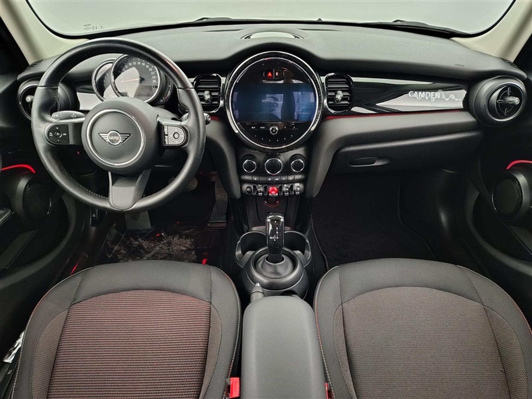 MINI Cooper 1.5A Camden DCT  Navi / Led / PDC (2023) - Foto 8