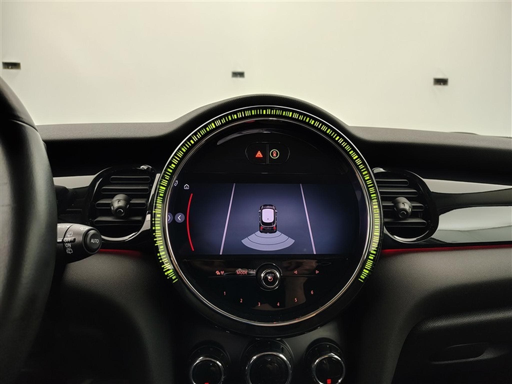 MINI Cooper 1.5A Camden DCT  Navi / Led / PDC (2023) - Foto 18