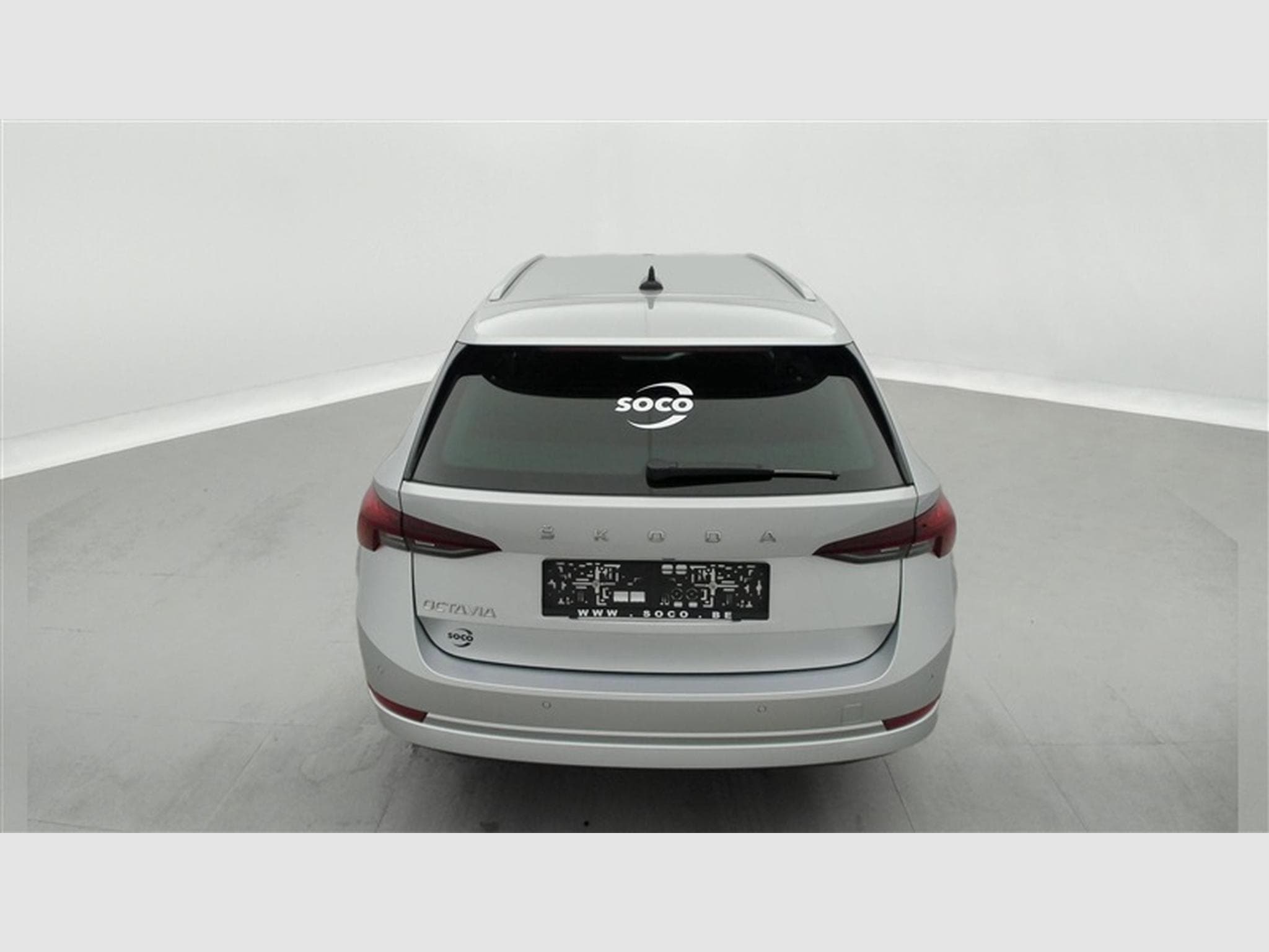 Skoda Octavia SW 1.0 TSI Clever NAVI/FULL LED/JA16/PDC (2023) - Photo 5