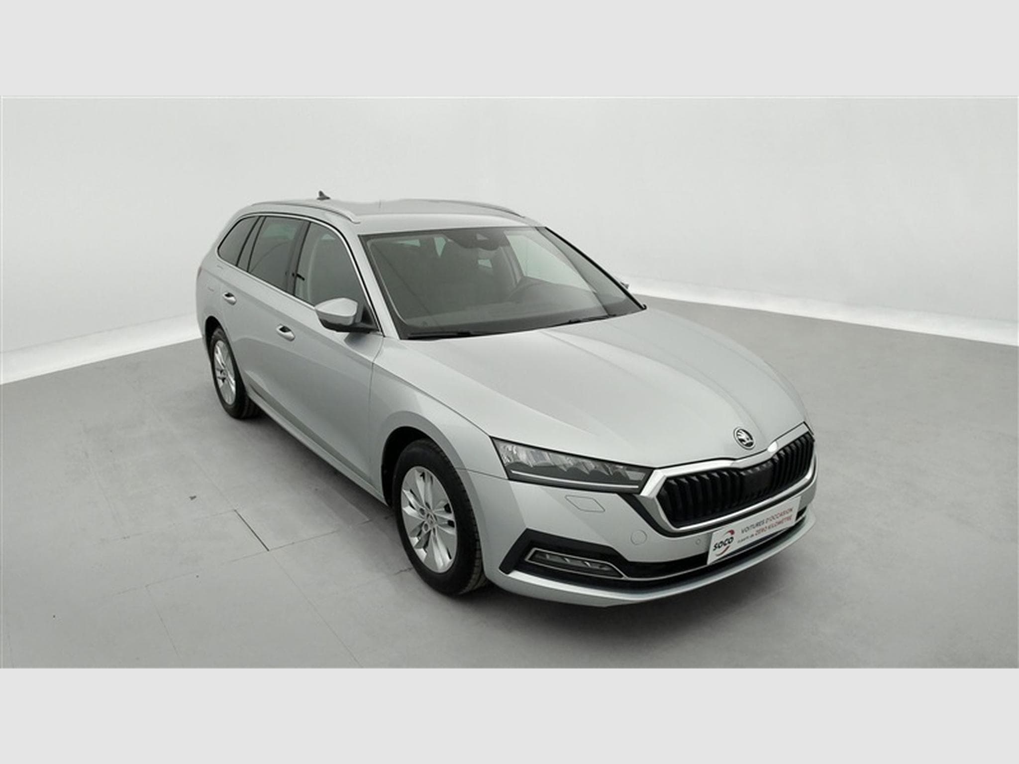 Skoda Octavia SW 1.0 TSI Clever NAVI/FULL LED/JA16/PDC (2023) - Photo 22