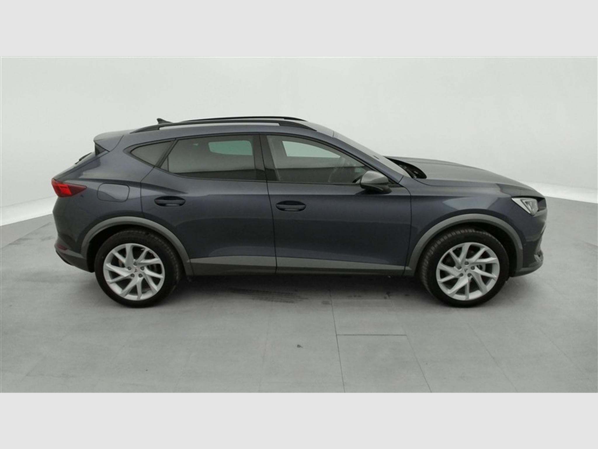 Cupra Formentor 1.4 e-Hybrid PHEV DSG NAVI / FULL LED / S-CUIR (2023) - Foto 24