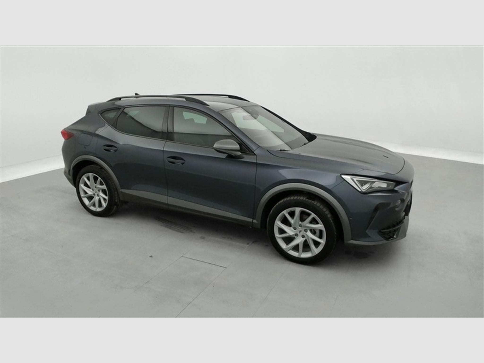 Cupra Formentor 1.4 e-Hybrid PHEV DSG NAVI / FULL LED / S-CUIR (2023) - Foto 23