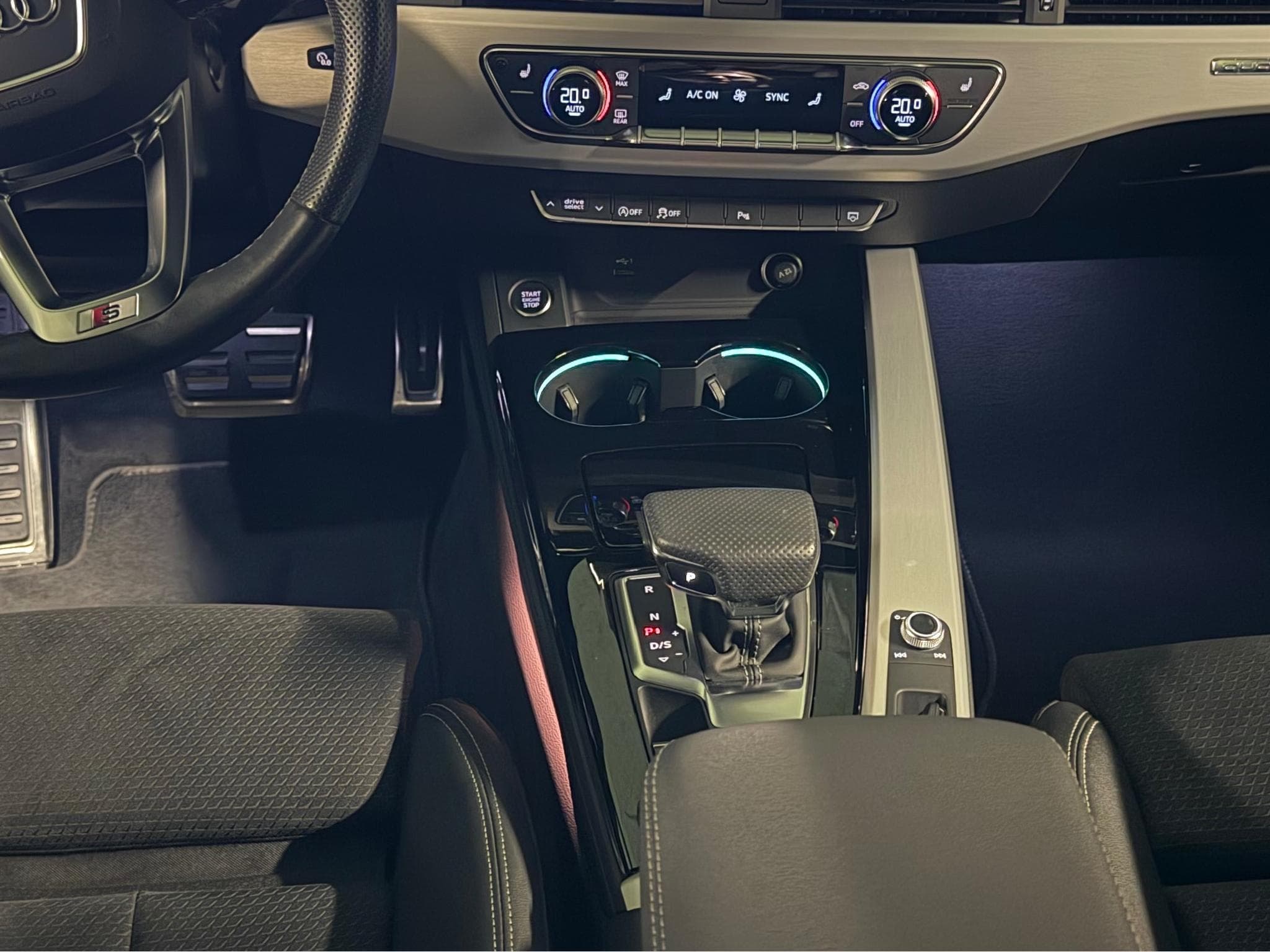 Audi A5 Sportback S-line 40 TDI quattro s-tronic (2024) - Photo 6