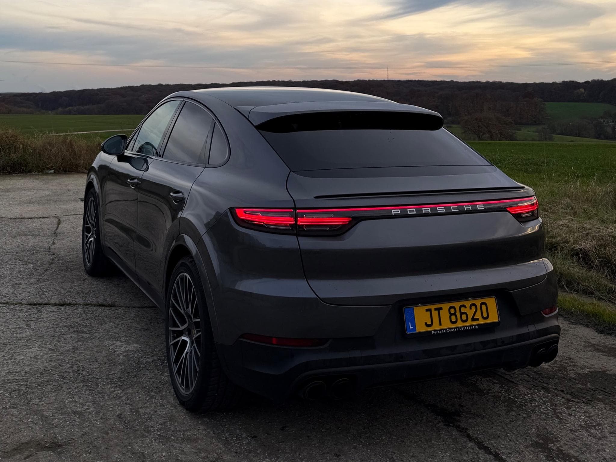 Porsche Cayenne Coupe 3.0 Tiptronic (2022) - Photo 2