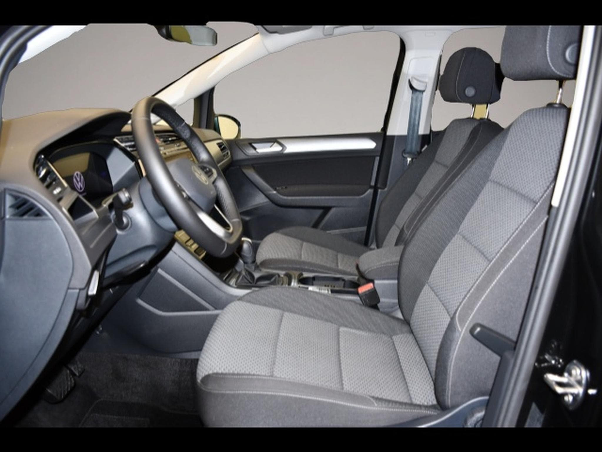 VW Touran (2025) - Foto 3