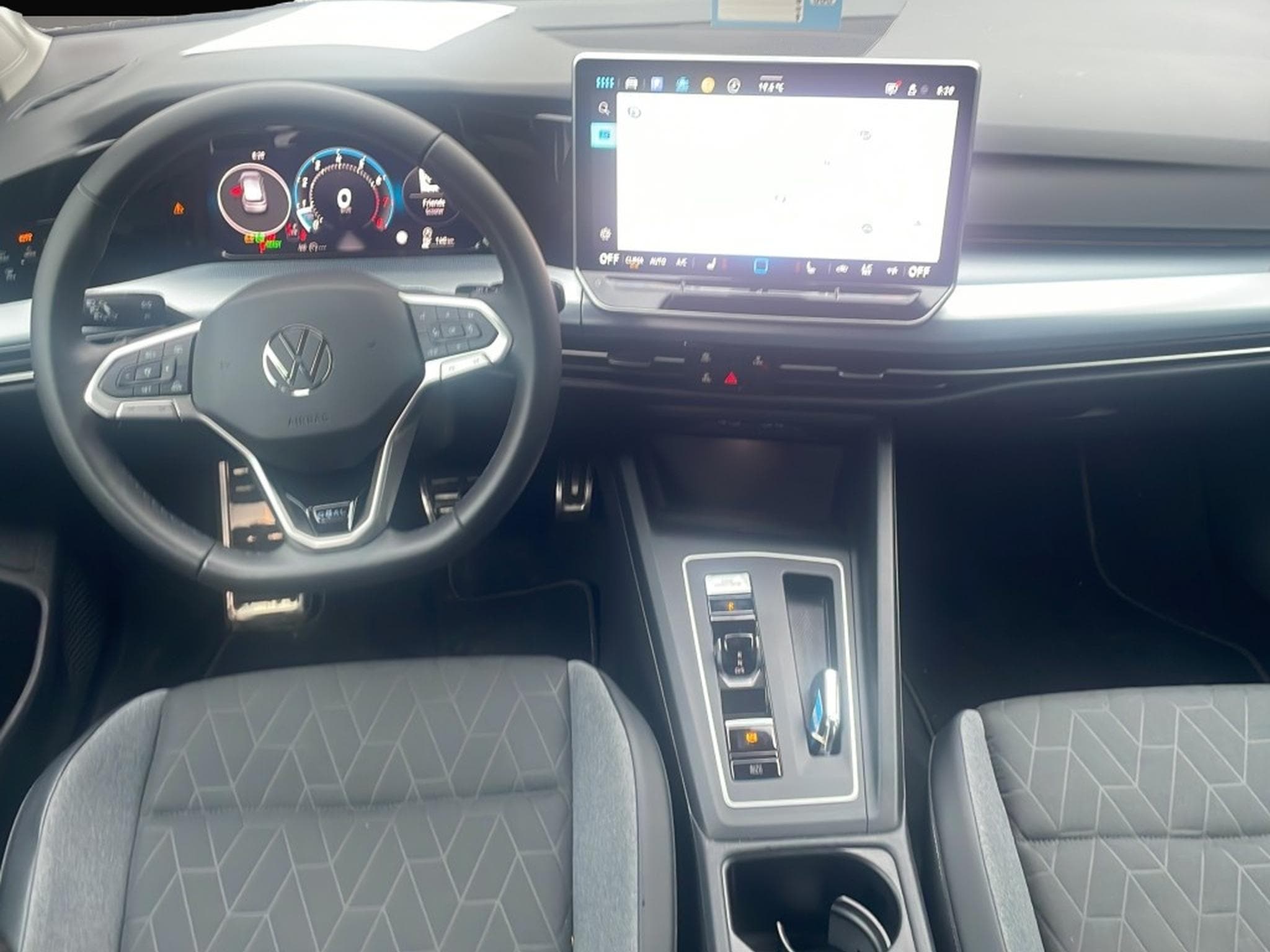 VW Golf (2025) - Foto 3