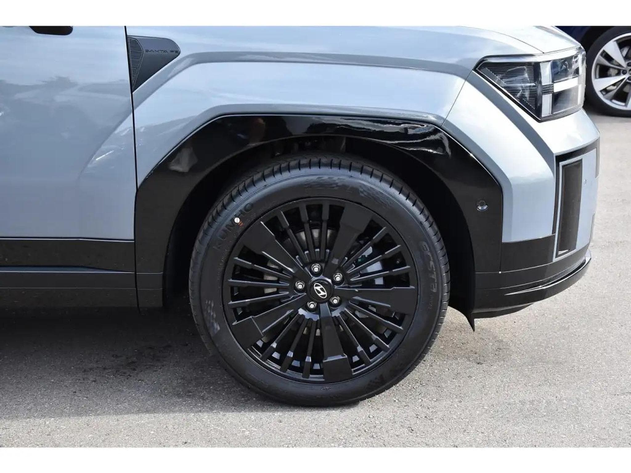 Hyundai Santa Fe (2026) - Photo 5