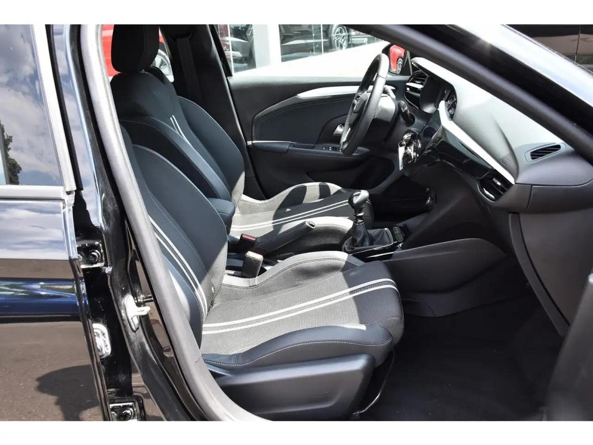 Opel Corsa (2025) - Foto 7