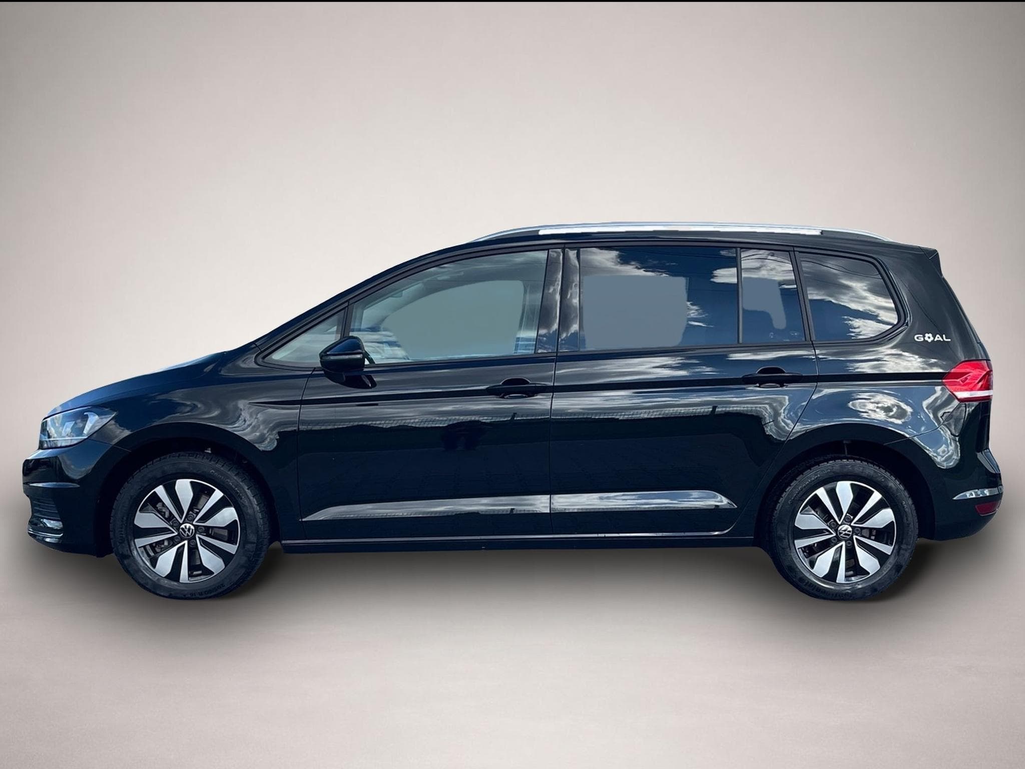 VW Touran (2025) - Foto 3