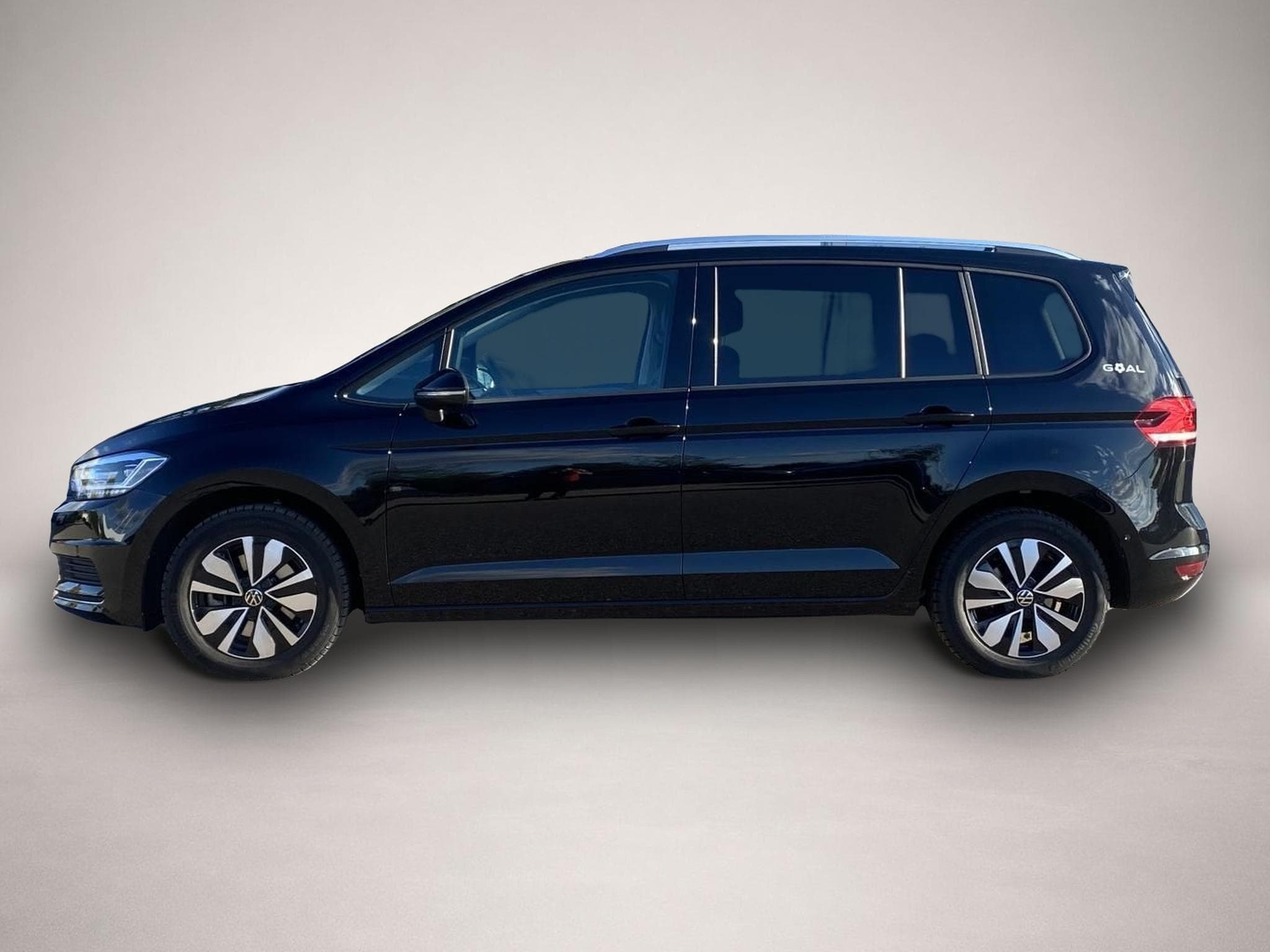 VW Touran (2025) - Foto 2