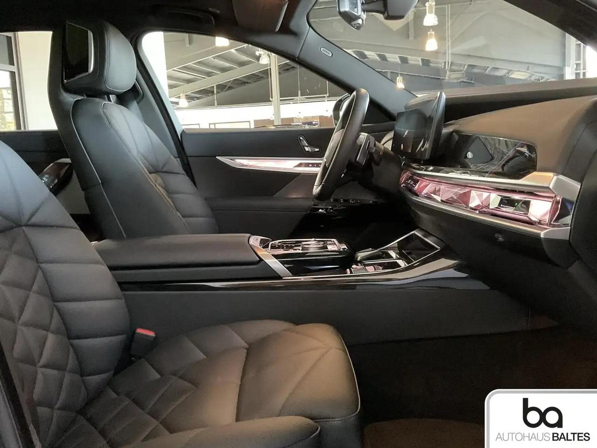 BMW 740 (2026) - Photo 7