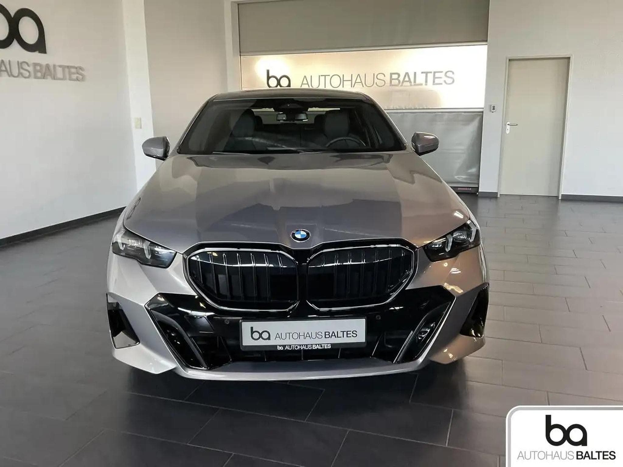 BMW 540 (2026) - Photo 2