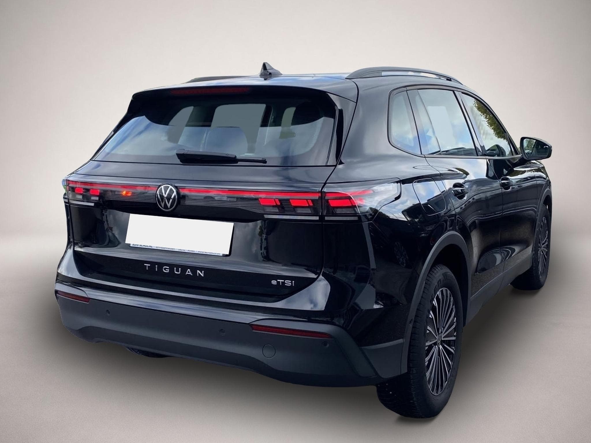 VW Tiguan (2025) - Photo 6