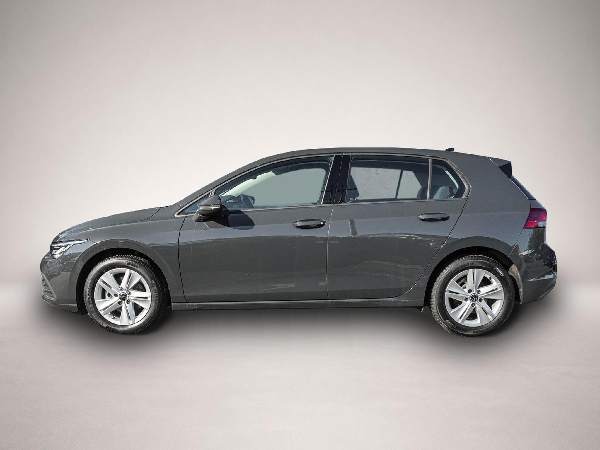 VW Golf (2023) - Foto 4