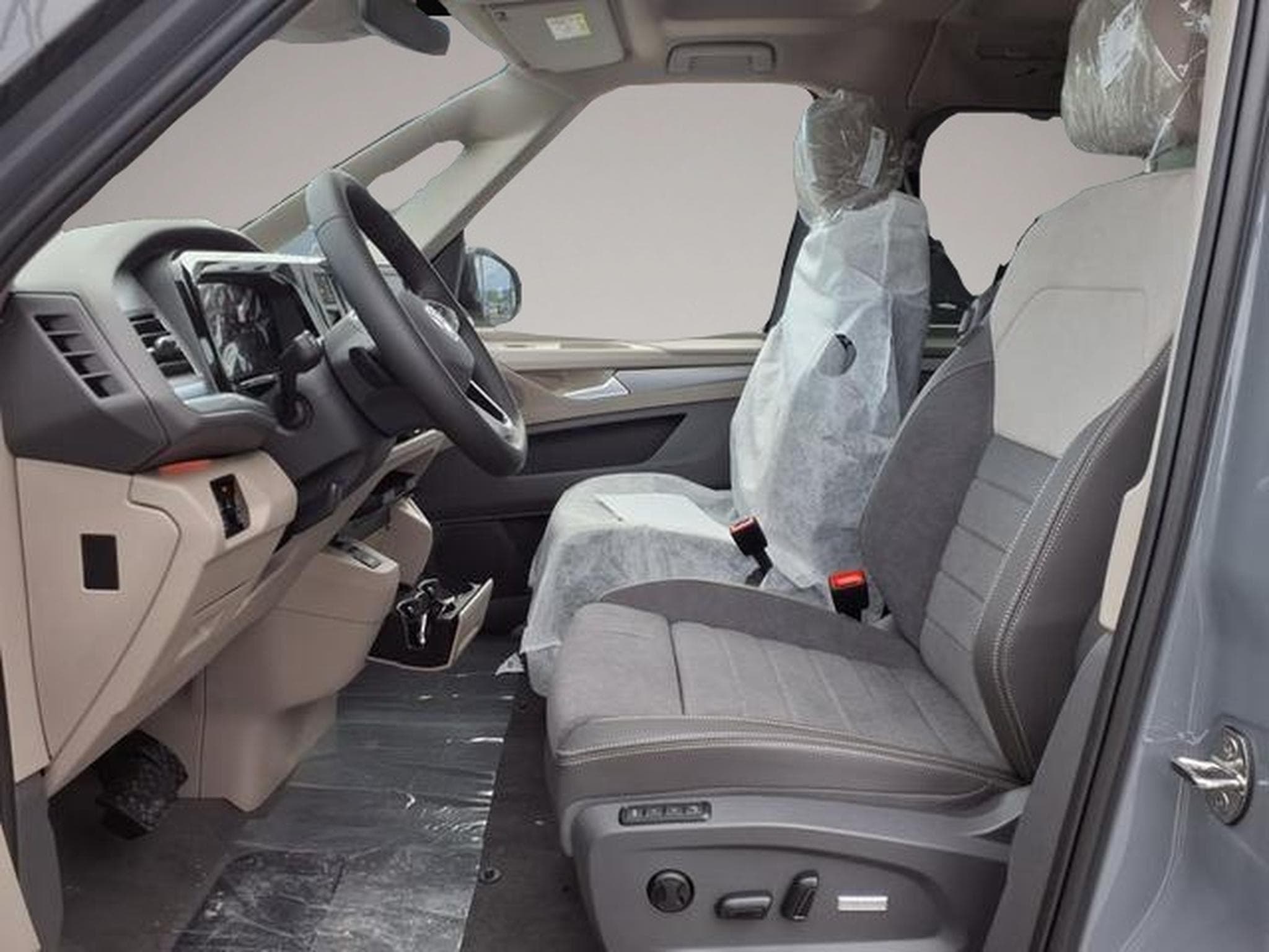 VW Multivan (2026) - Photo 5