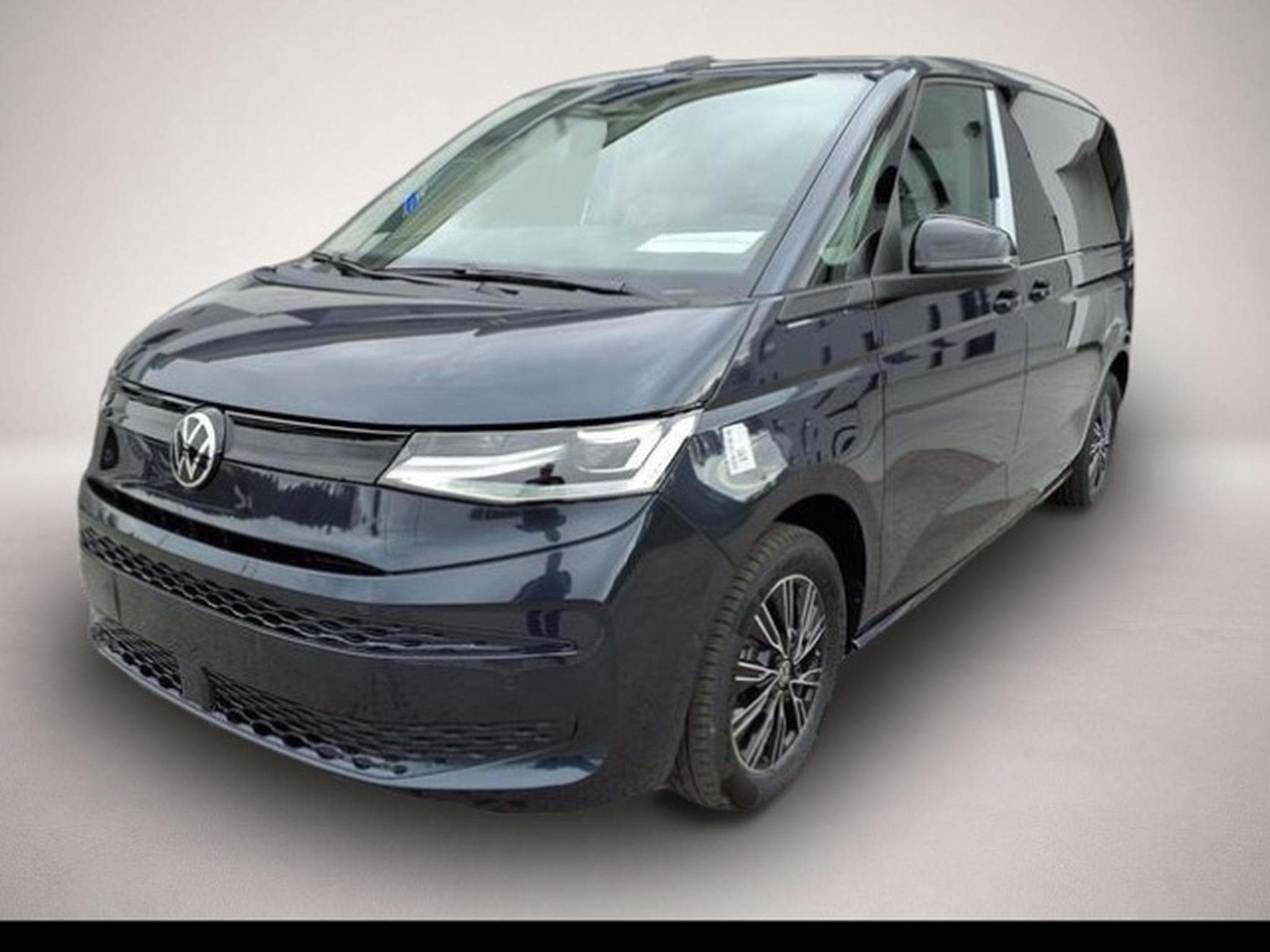 VW Multivan (2026) - Photo 1