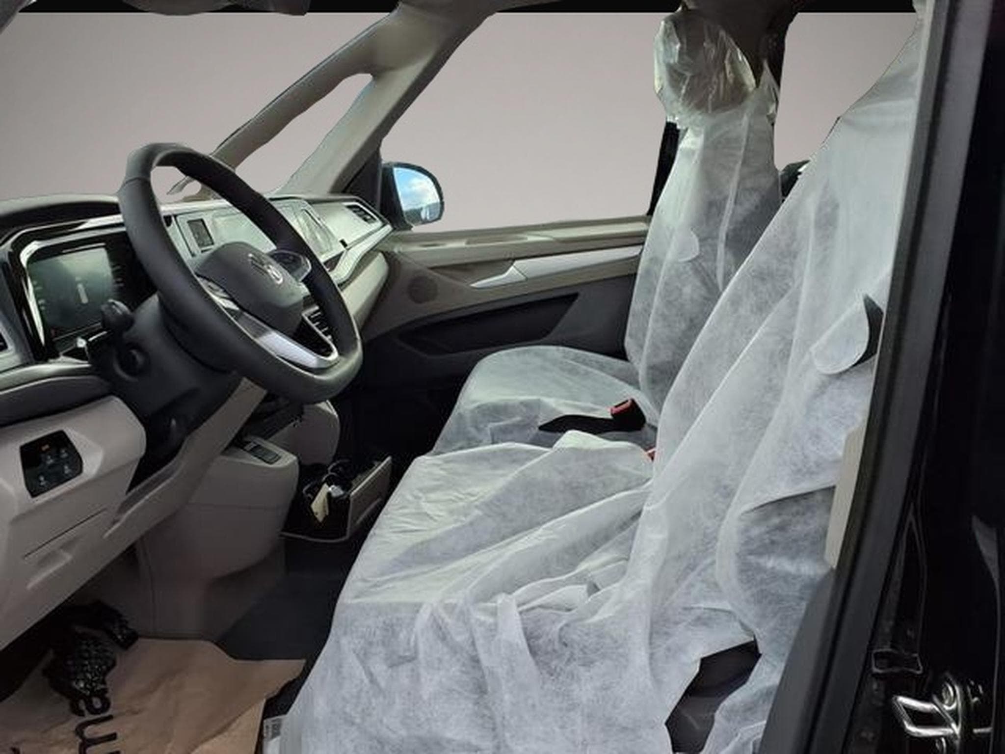 VW Multivan (2026) - Photo 5