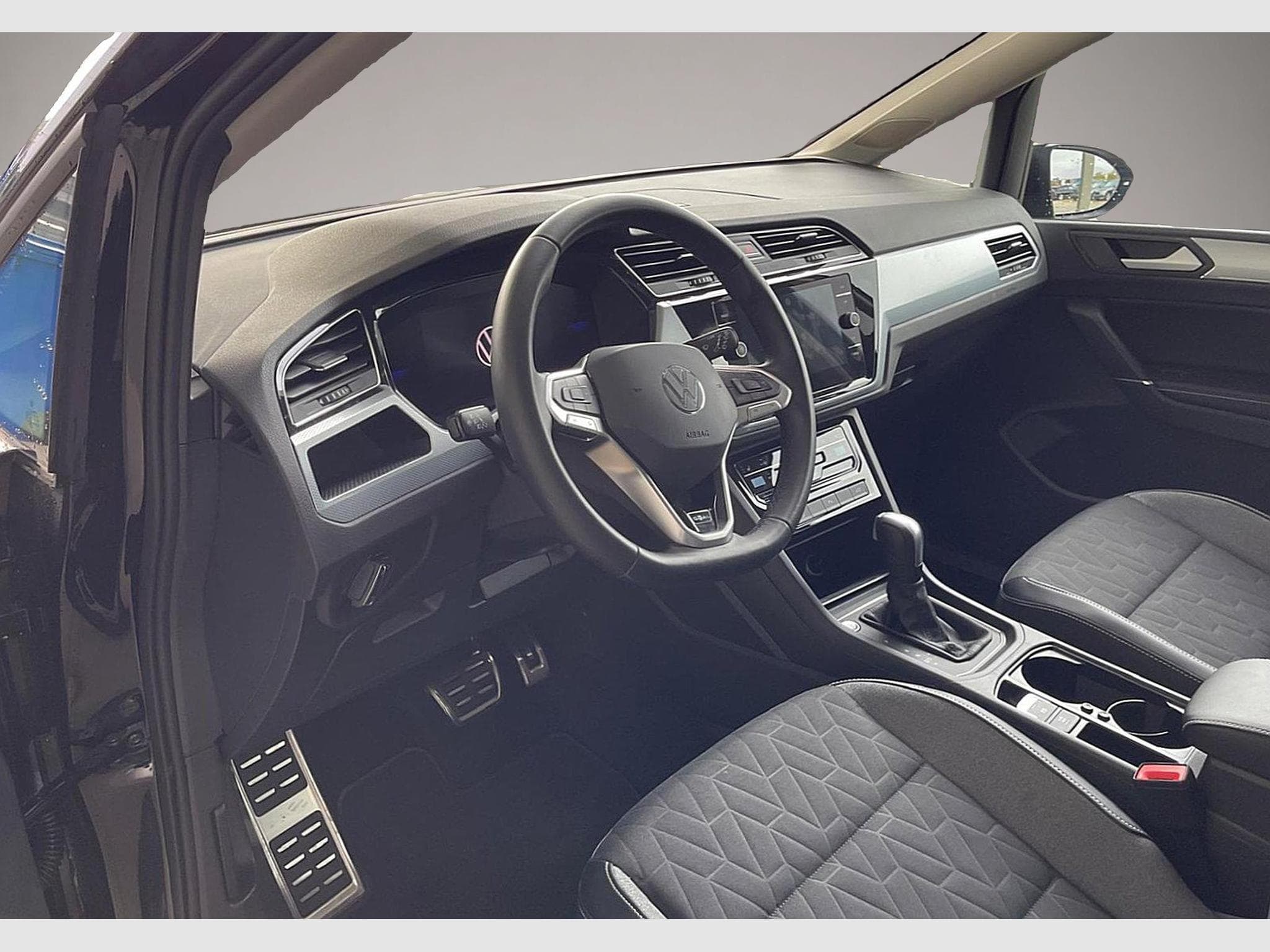 VW Touran (2026) - Foto 3