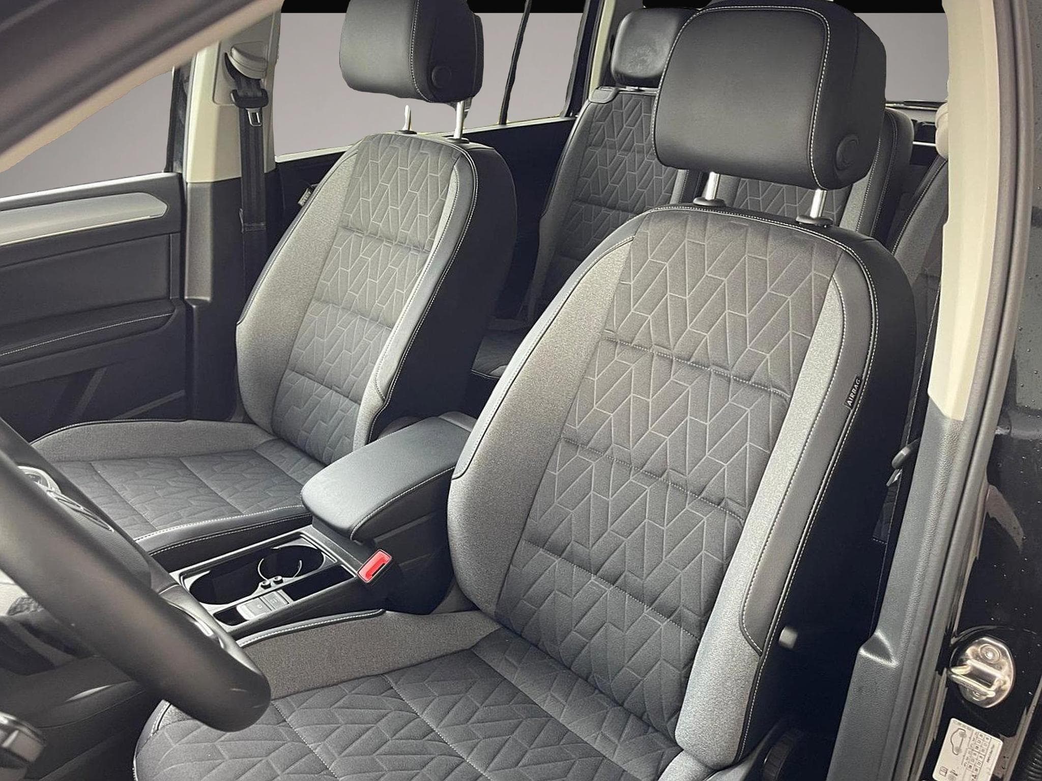 VW Touran (2026) - Foto 4