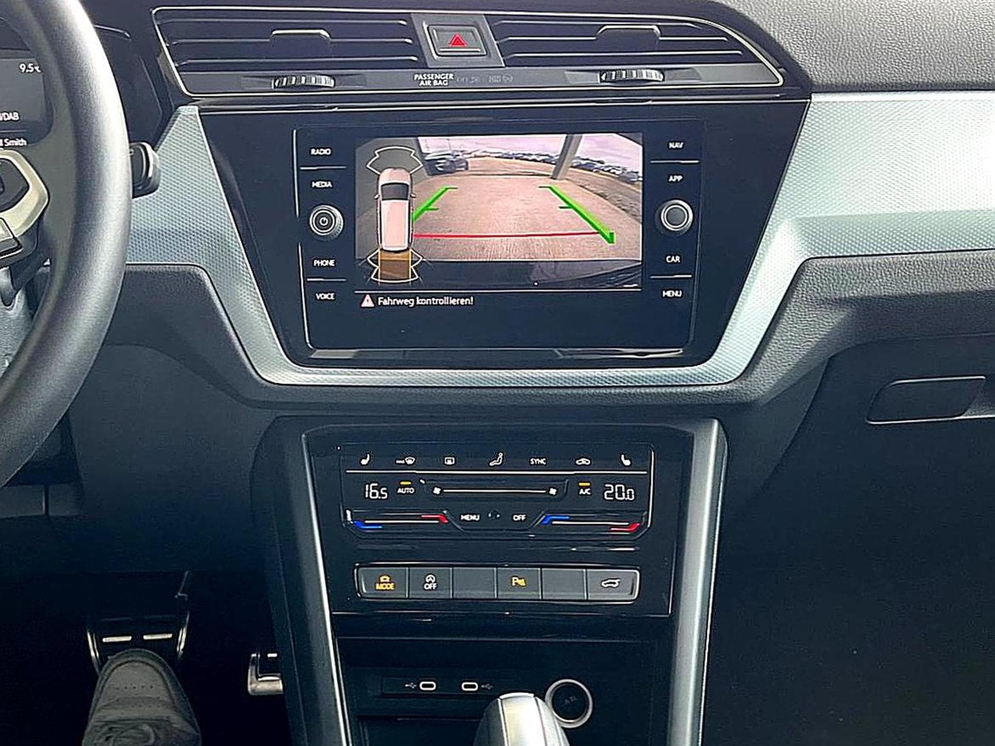 VW Touran (2026) - Foto 6