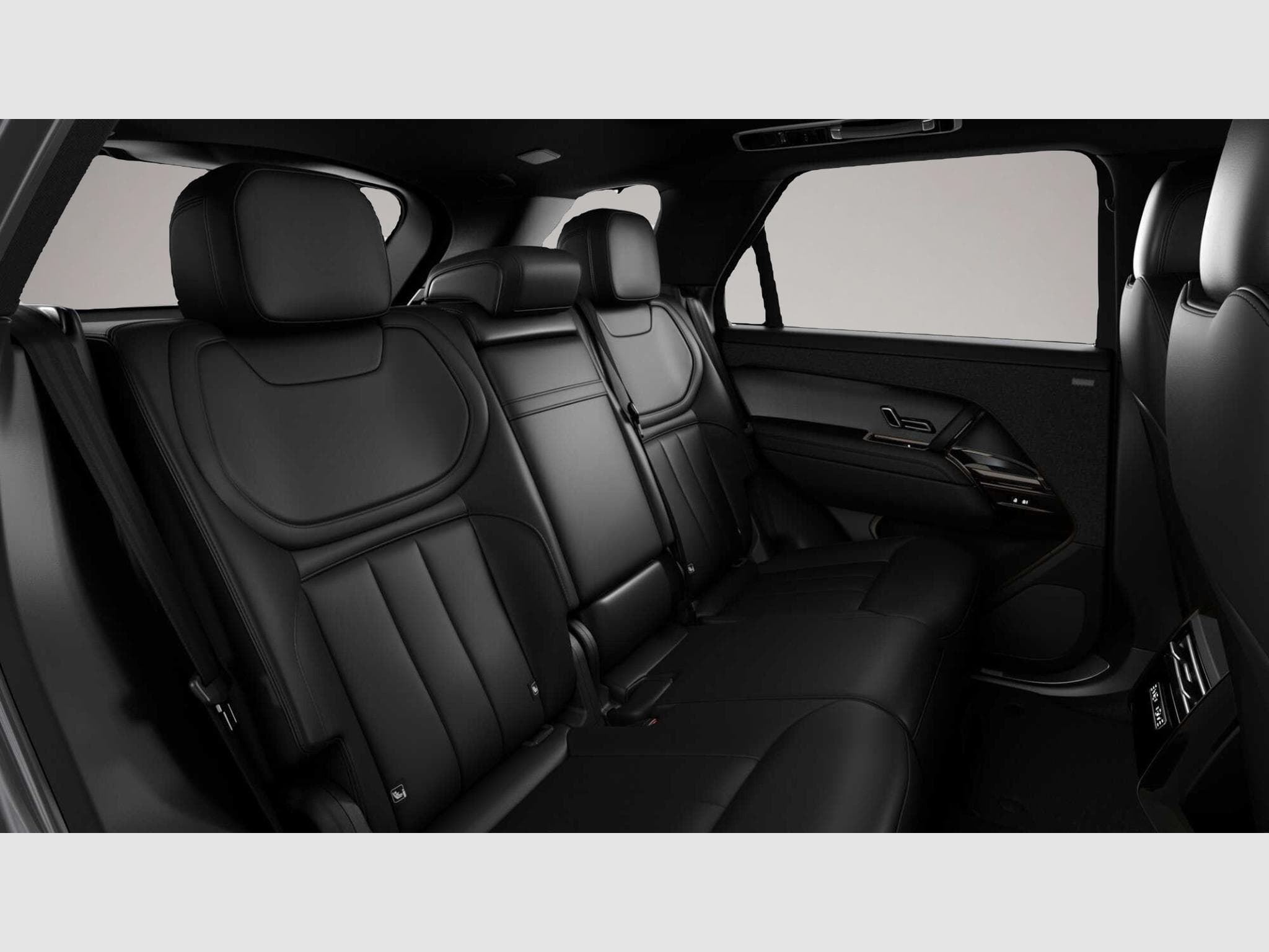 Land-Rover Discovery Sport (2026) - Photo 3