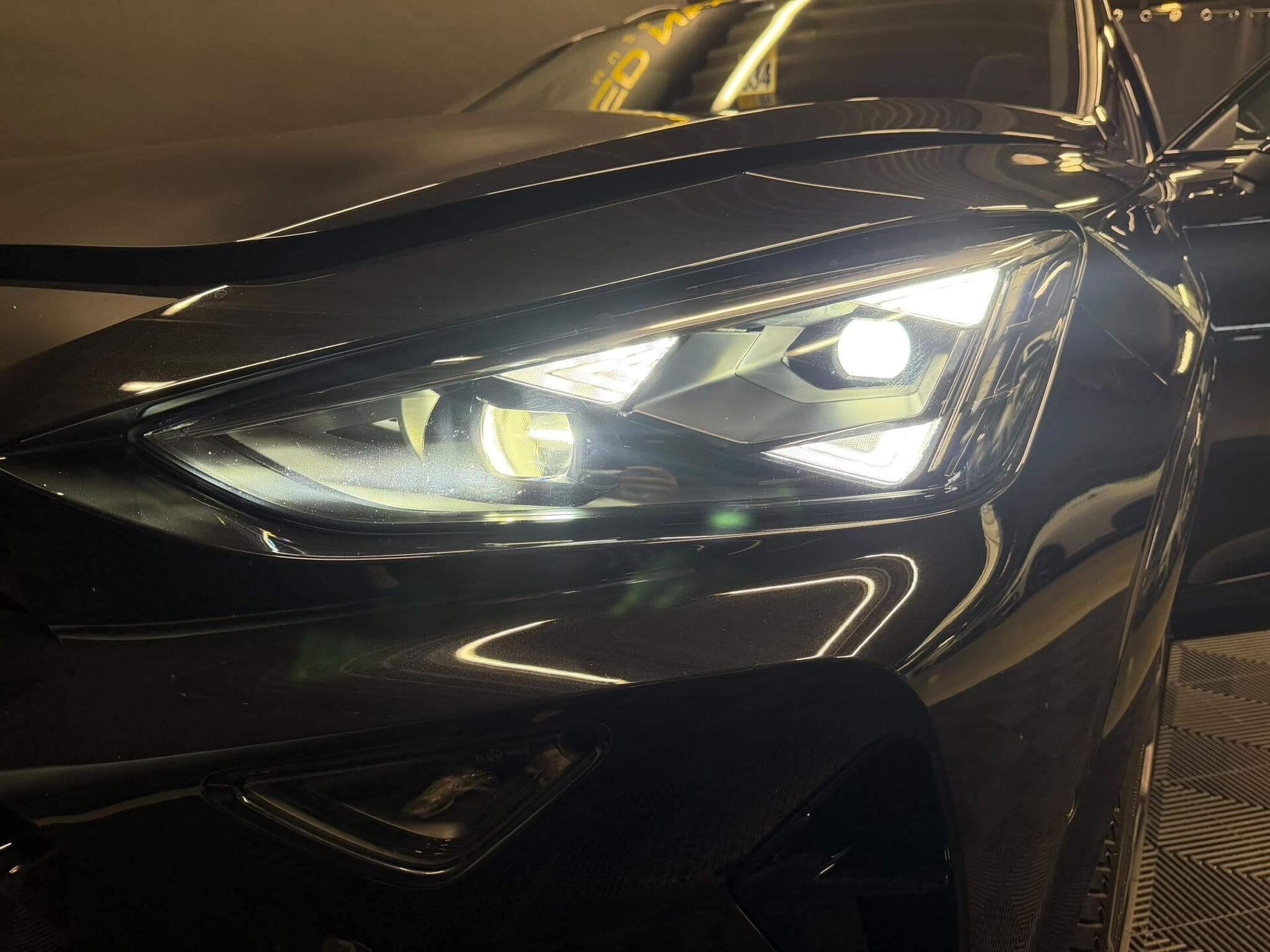 Cupra Formentor VZ 2.0 4X4 TSi 333 (2025) - Foto 7