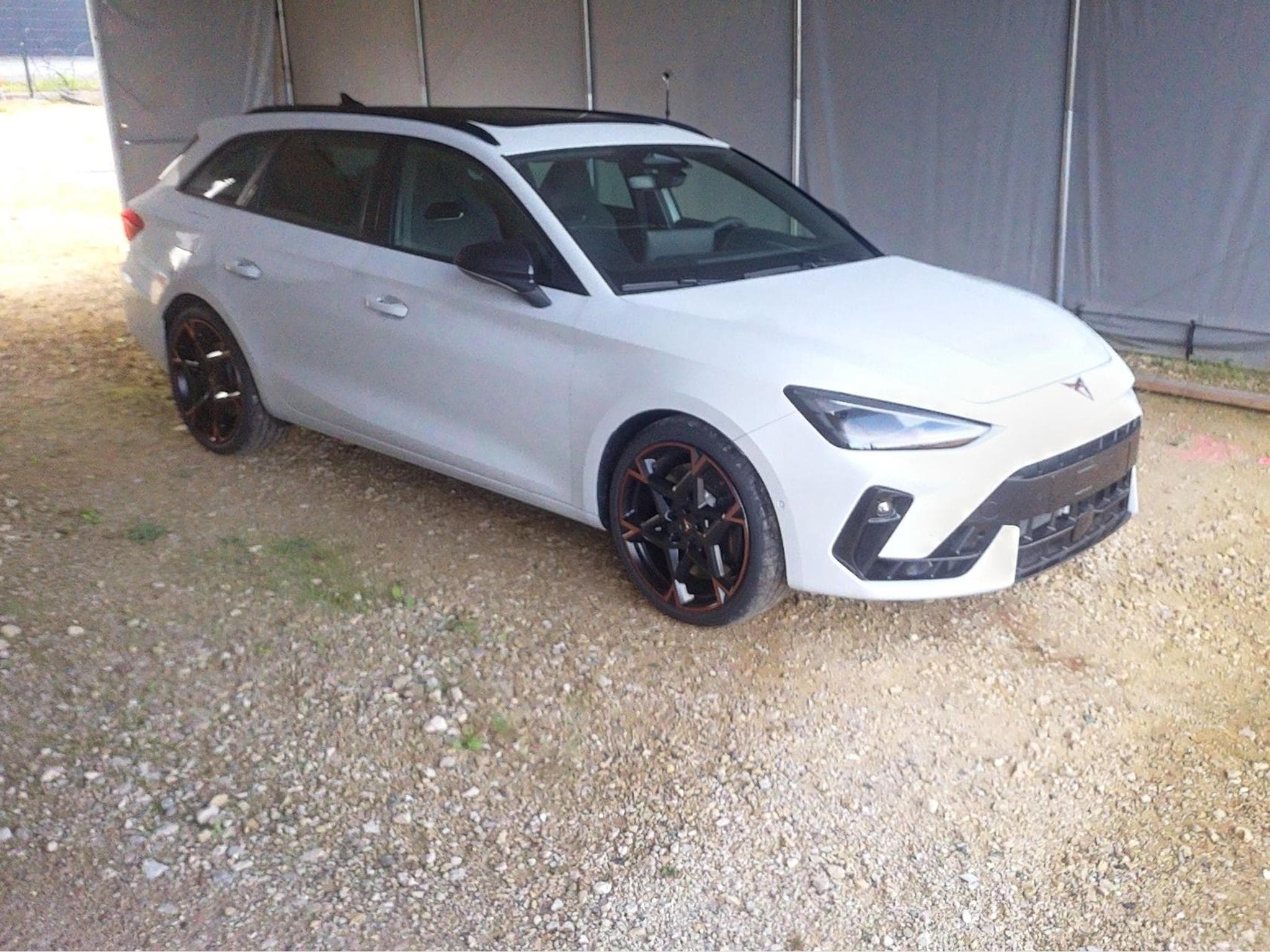 Cupra Leon (2026) - Photo 4
