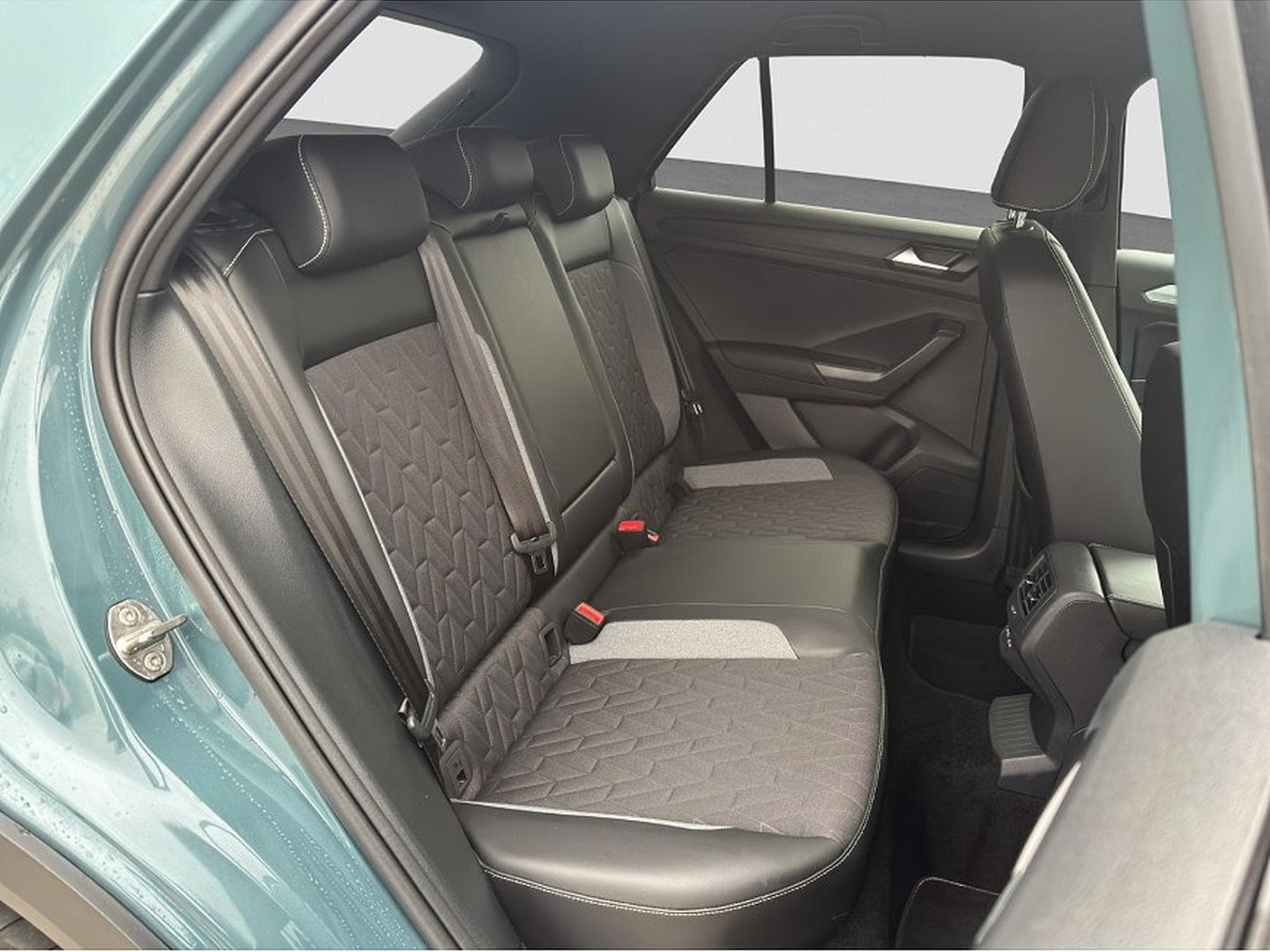 VW T-Roc (2025) - Photo 17