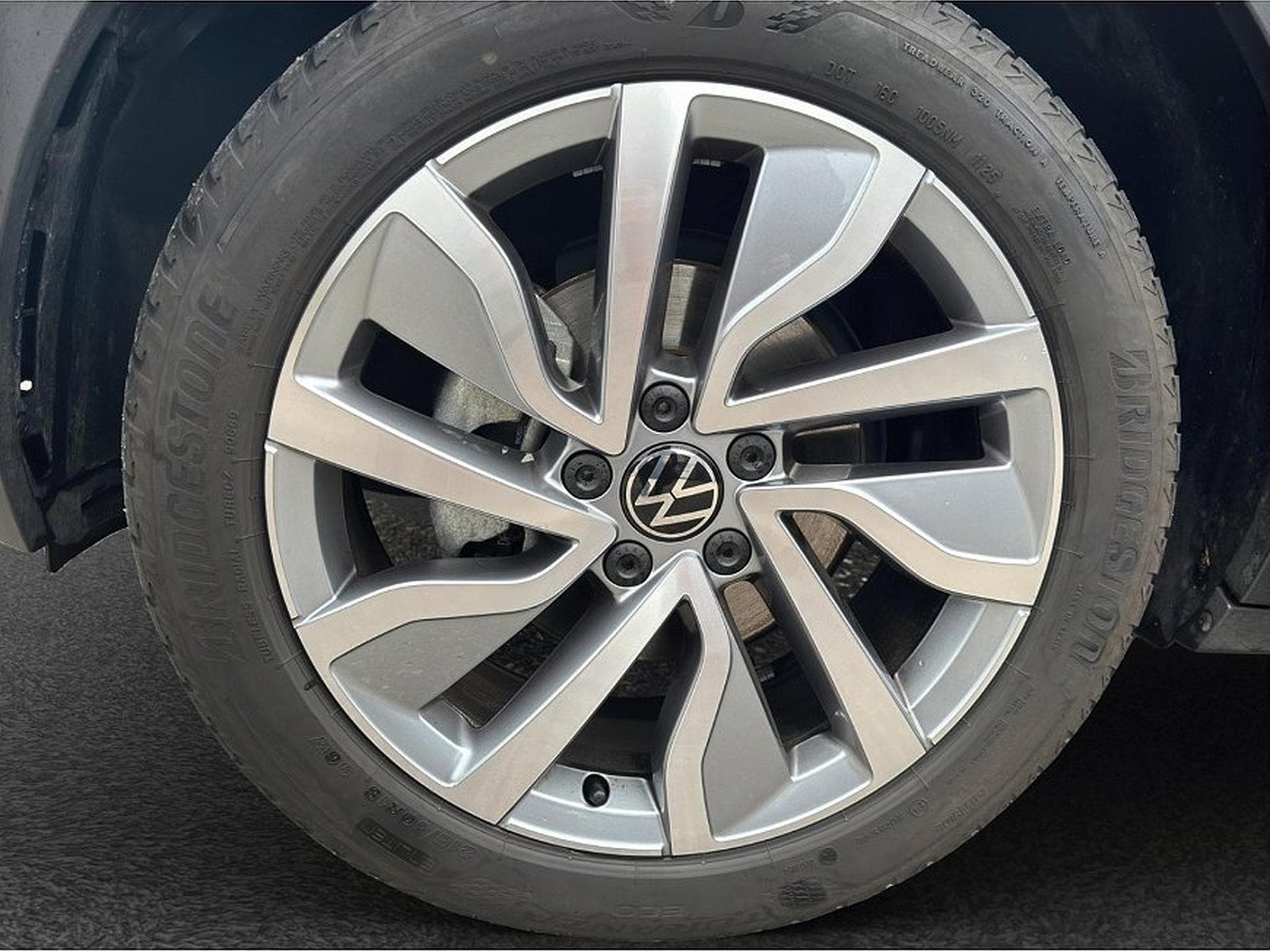 VW T-Roc (2025) - Photo 22