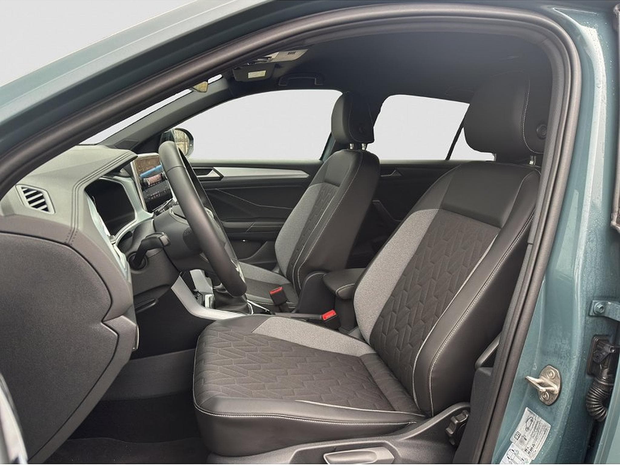 VW T-Roc (2025) - Photo 9