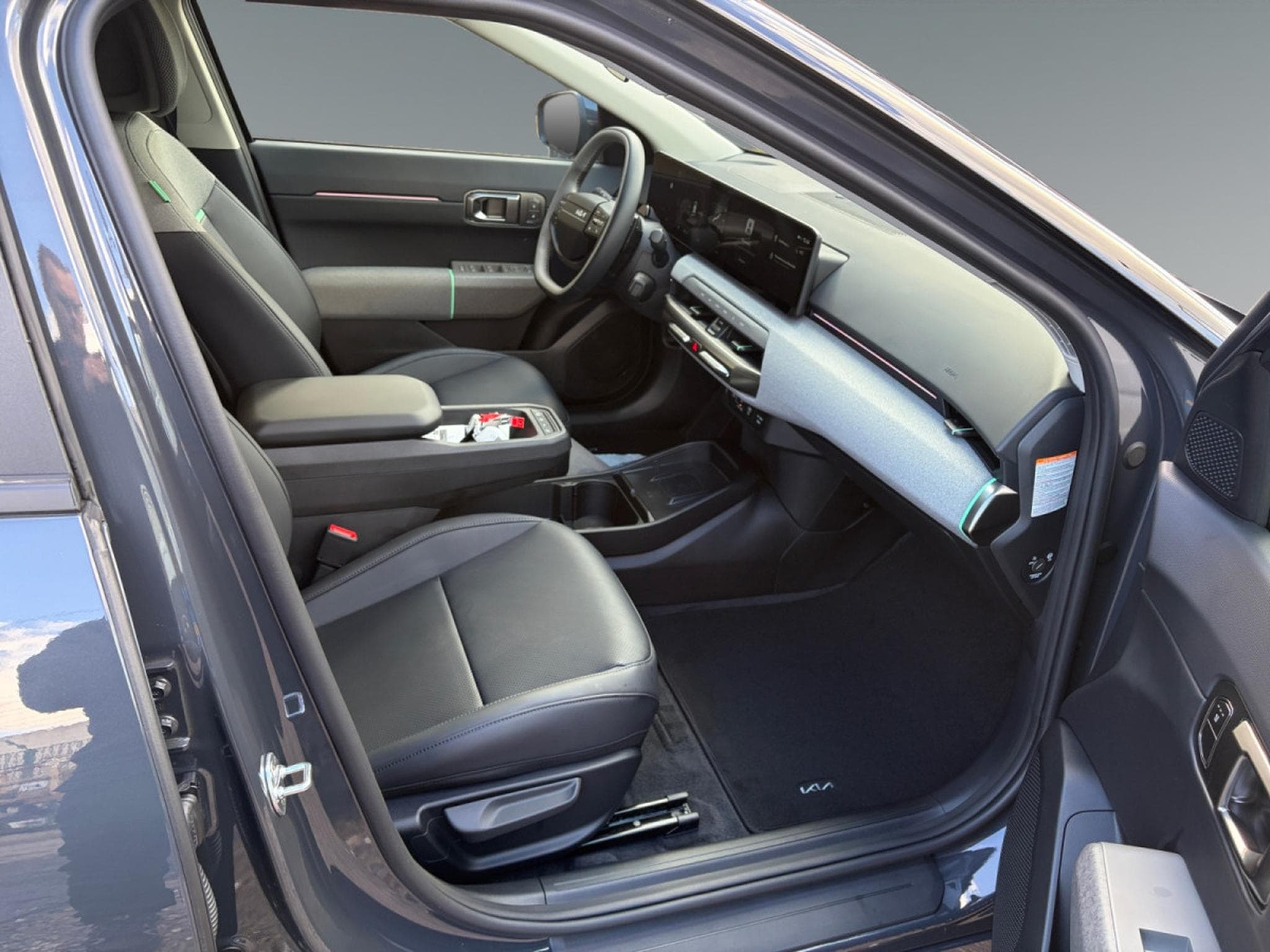 Kia EV4 Business Plus 81,4 kWh FWD (2026) - Photo 17
