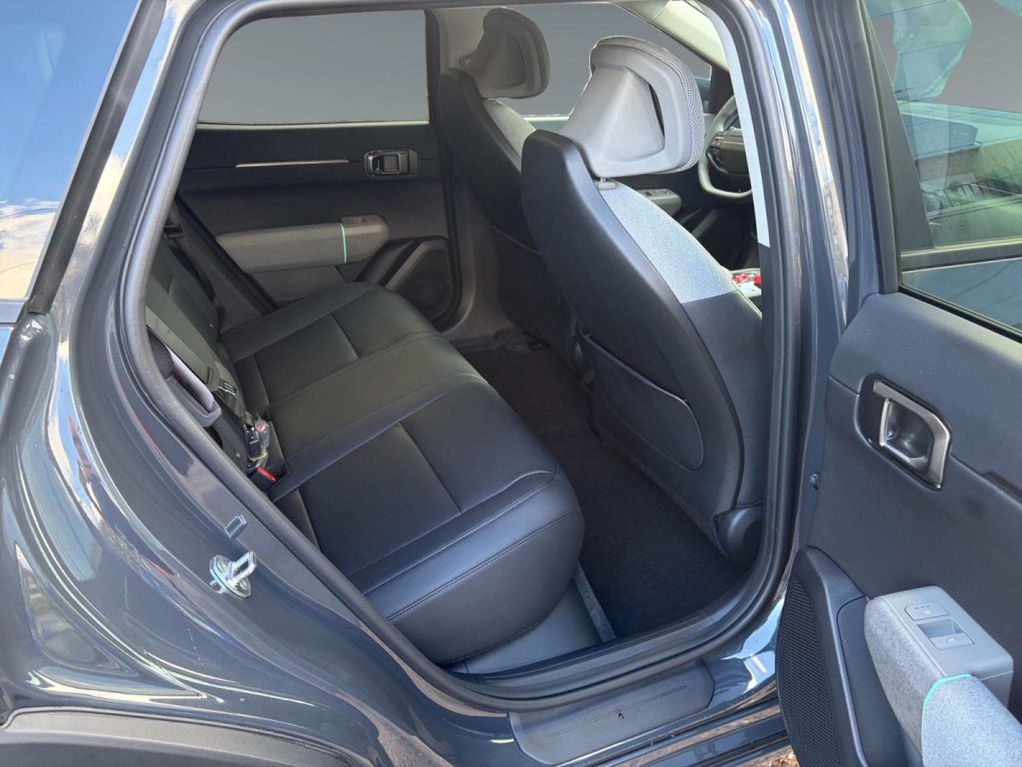 Kia EV4 Business Plus 81,4 kWh FWD (2026) - Photo 18