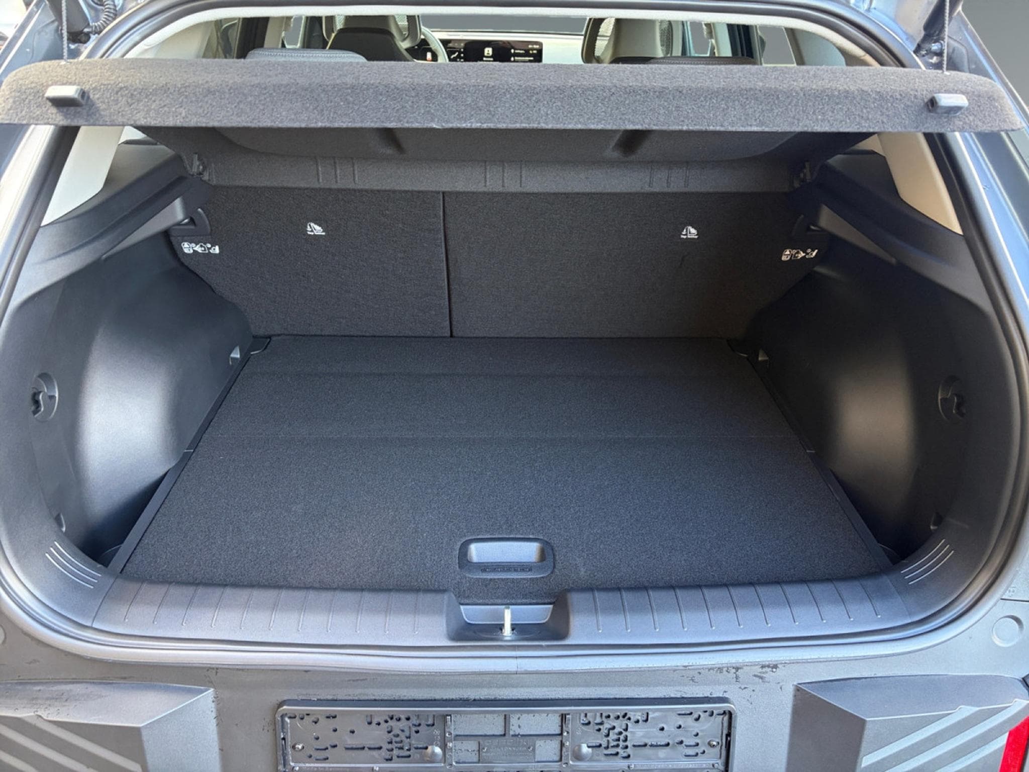 Kia EV4 Business Plus 81,4 kWh FWD (2026) - Photo 19