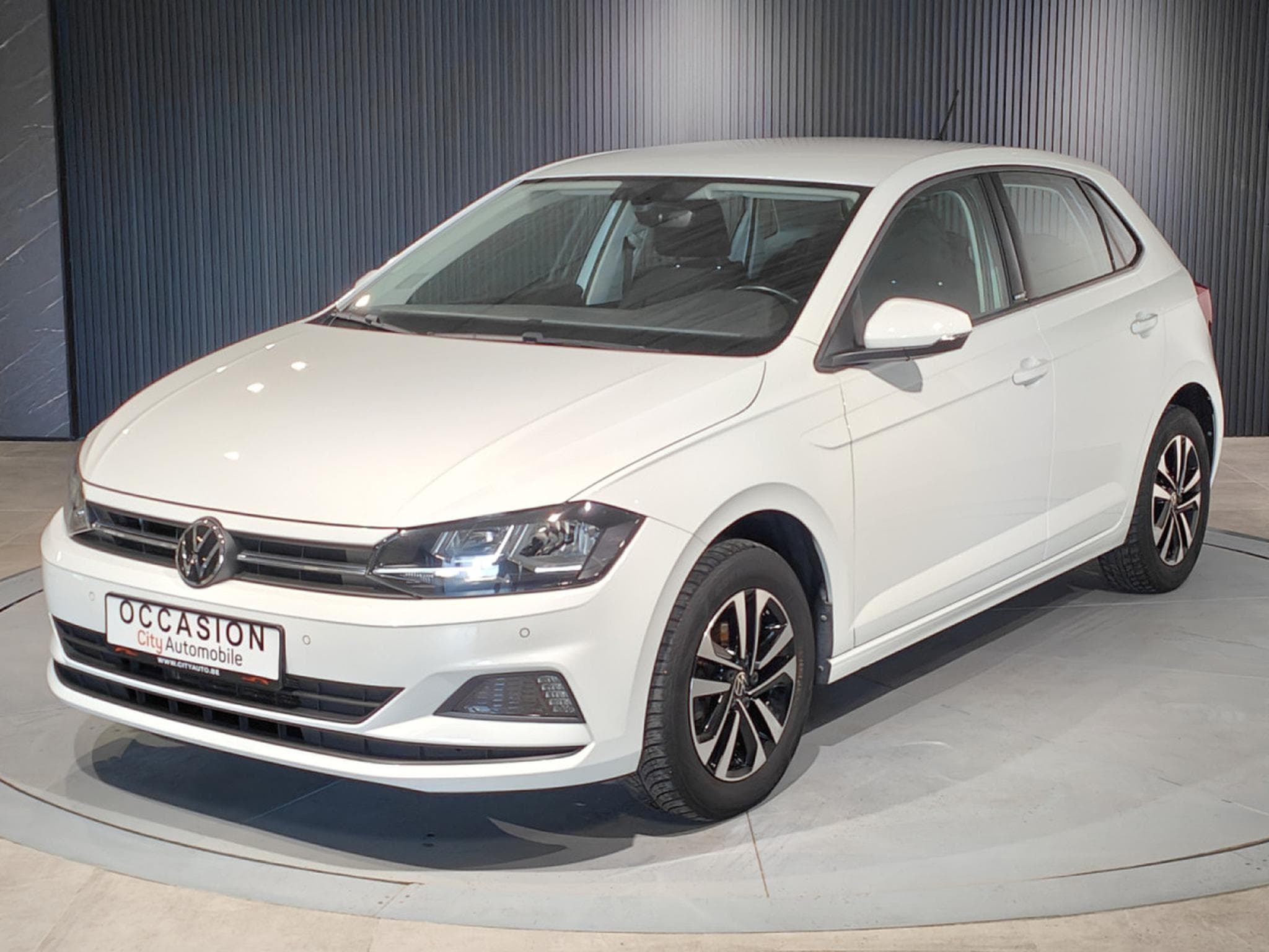 VW Polo 1.0i UNITED CARPLAY BLUETOOH RADAR AV ET ARR JANTES ALU (2021) - Photo 6