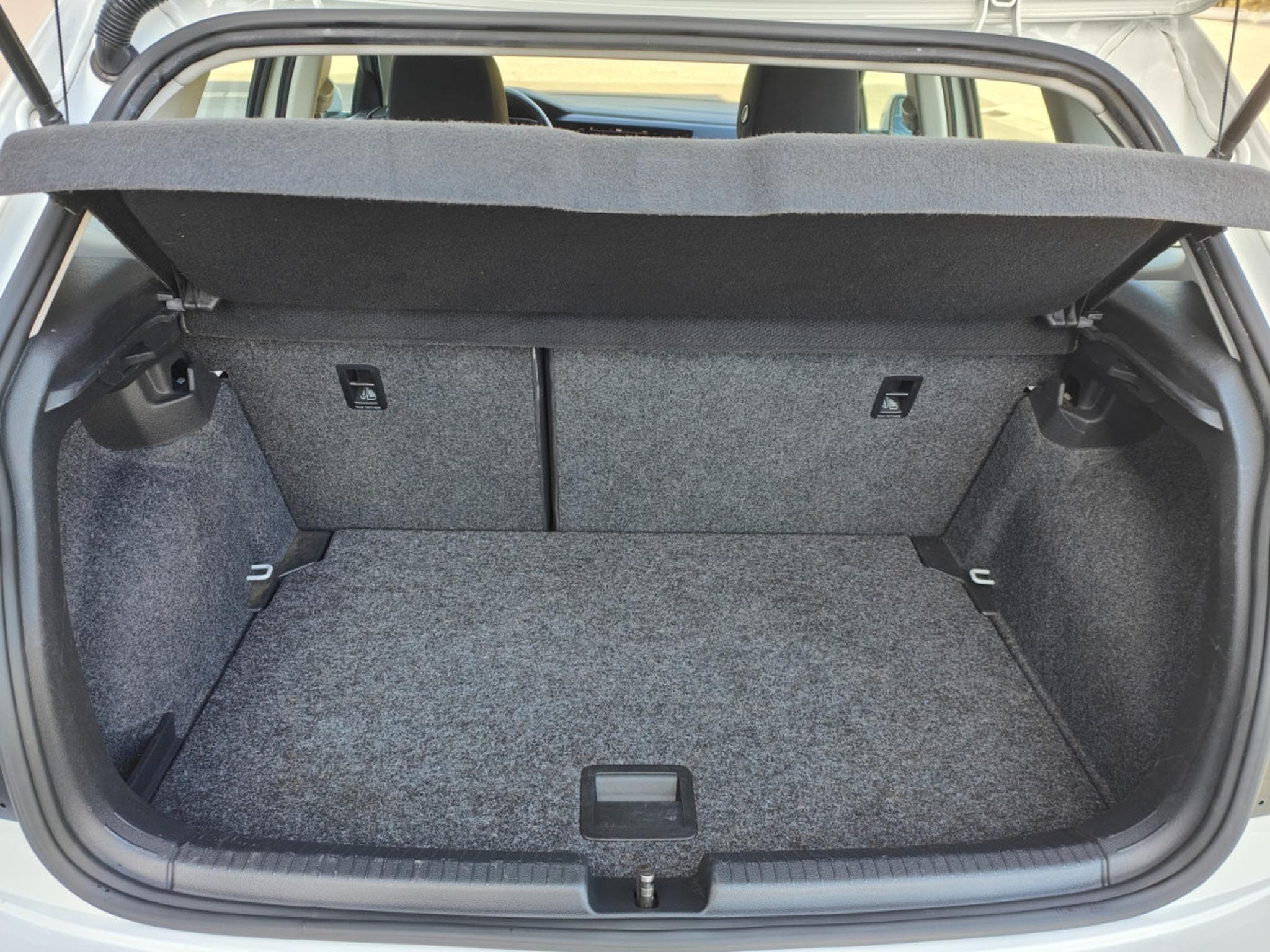VW Polo 1.0i UNITED CARPLAY BLUETOOH RADAR AV ET ARR JANTES ALU (2021) - Photo 9