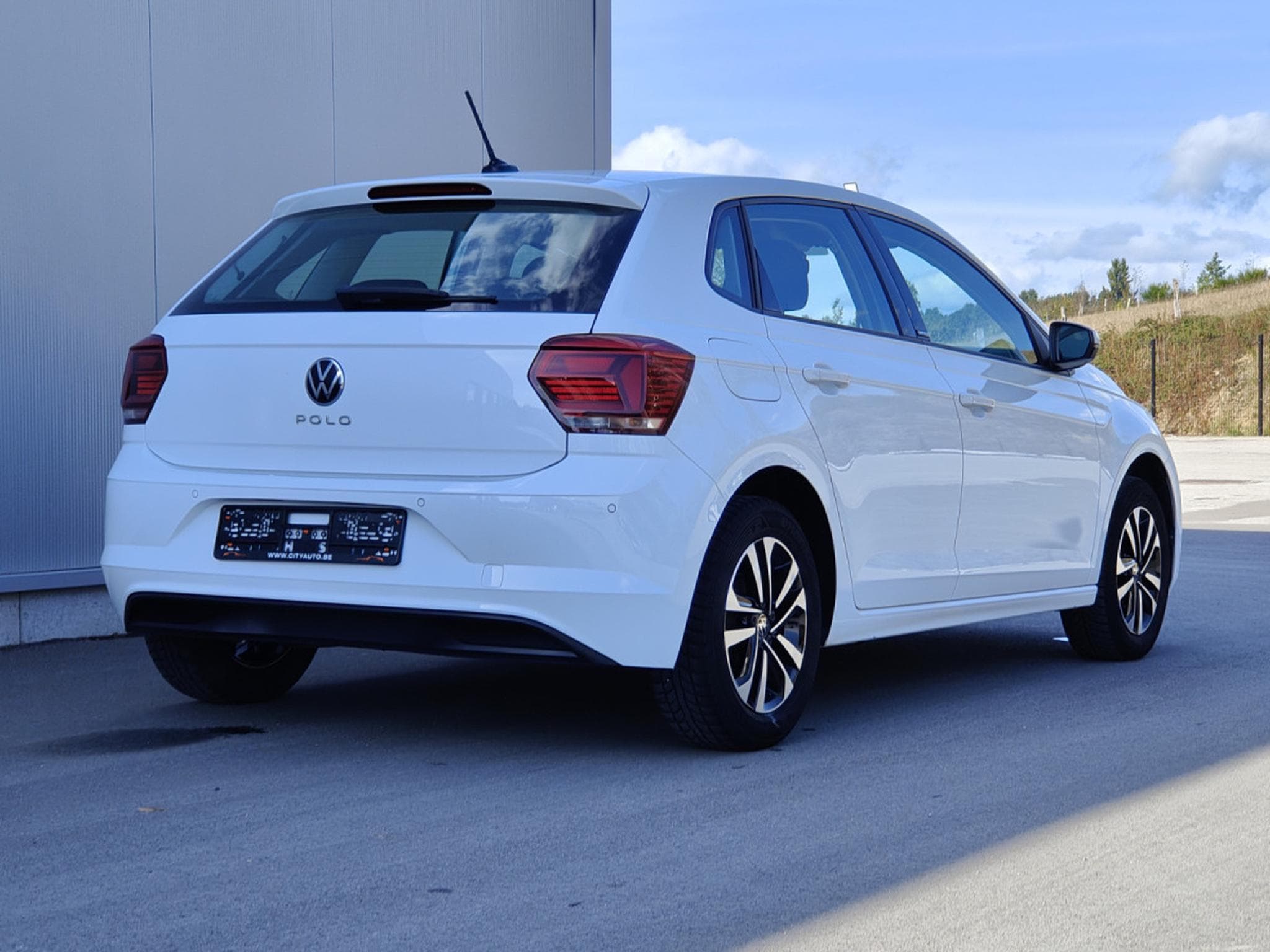 VW Polo 1.0i UNITED CARPLAY BLUETOOH RADAR AV ET ARR JANTES ALU (2021) - Photo 22