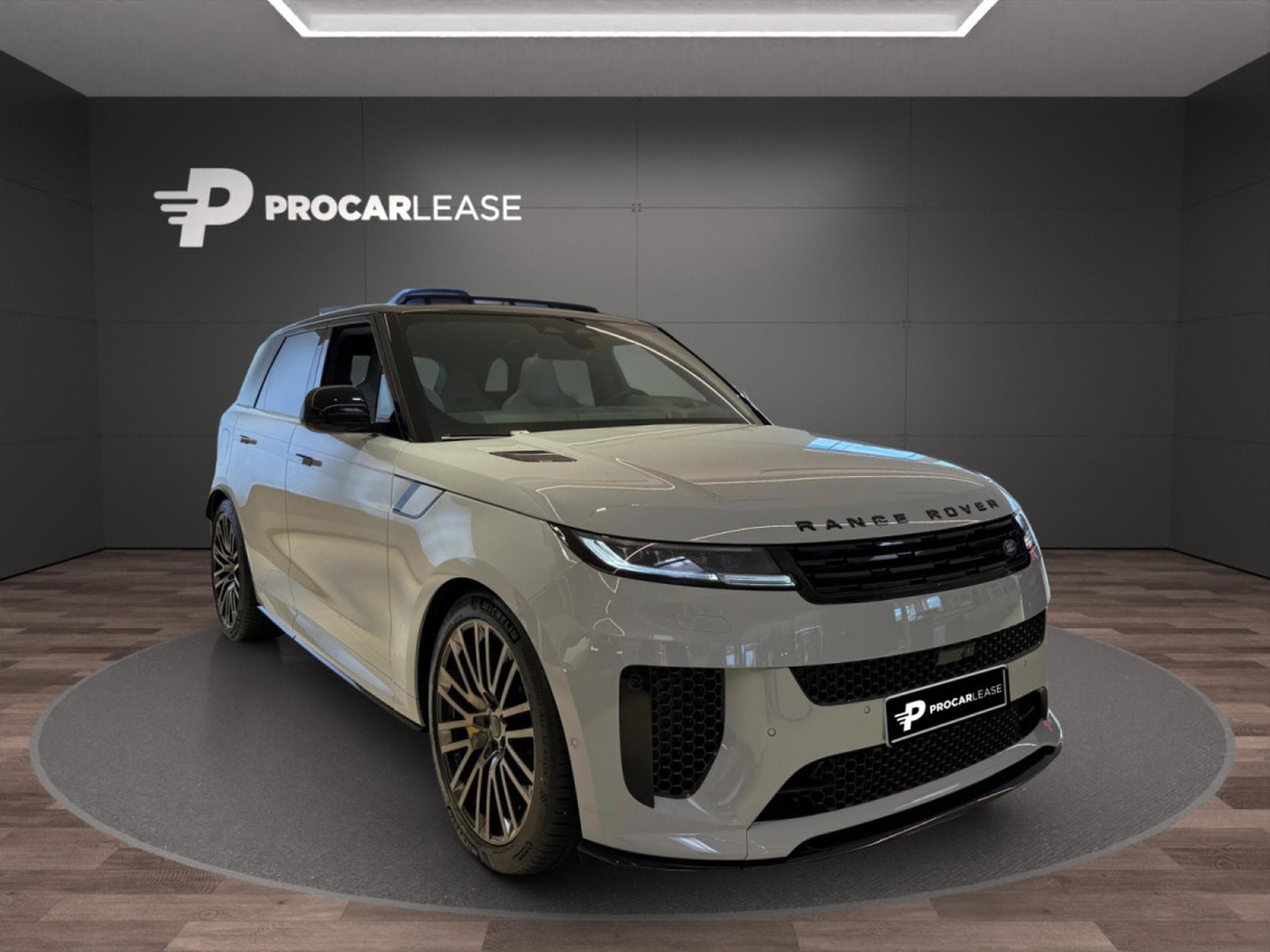 Land-Rover Range Rover Sport P635 SV - ARROIOS GREY/ KERAMIK/ MASSAGE/ HUD/ AHK/ WERKS-KM (2026) - Photo 1