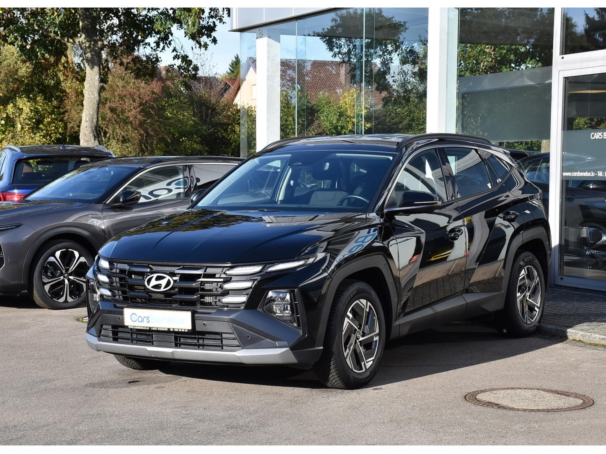 Hyundai Tucson 1.6 T-GDI MHEV Trend DCT LANE BLIS GPS CAM KEYLESS (2024) - Photo 2