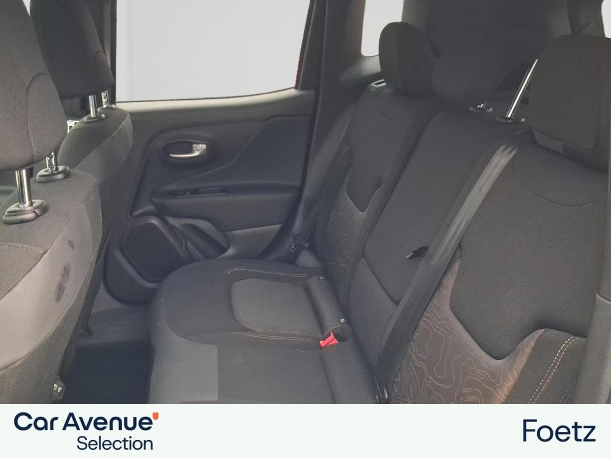 JEEP Renegade 1.3 Turbo T4 190ch PHEV 4xe Limited BVA6 eAWD (2023) - Foto 9