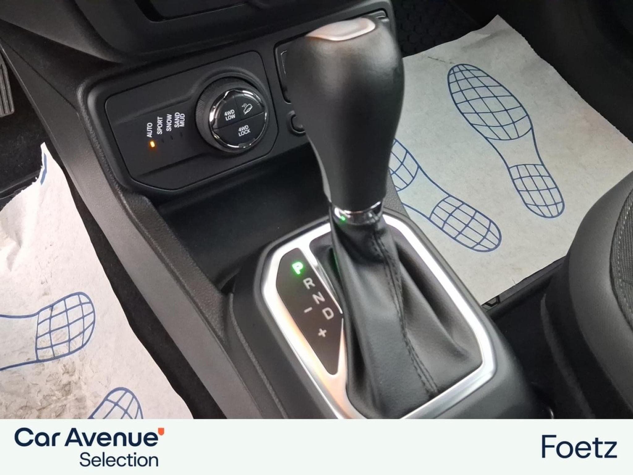JEEP Renegade 1.3 Turbo T4 190ch PHEV 4xe Limited BVA6 eAWD (2023) - Foto 10