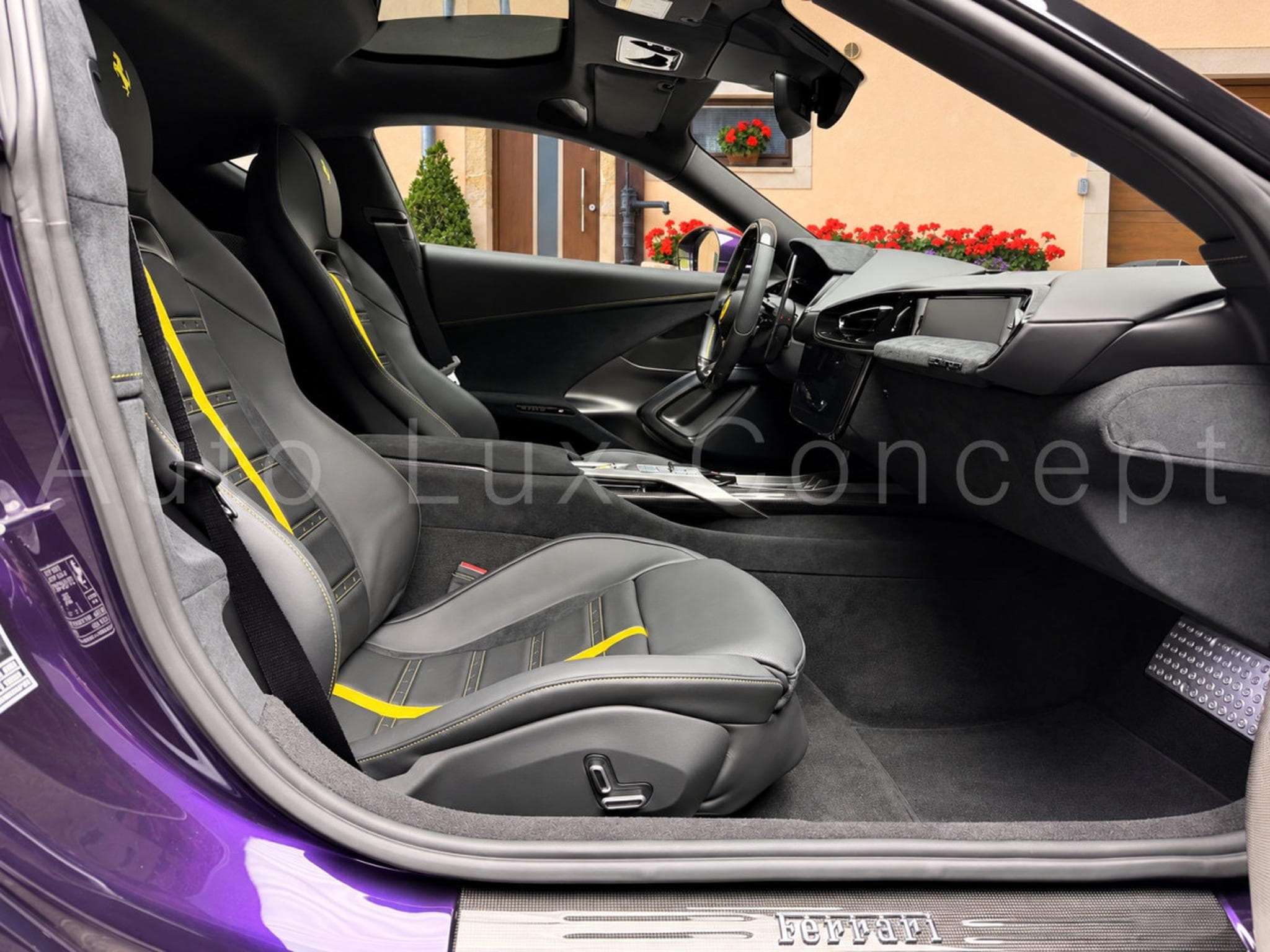 Ferrari 12Cilindri 6.5 V12 830 ch (2025) - Photo 9
