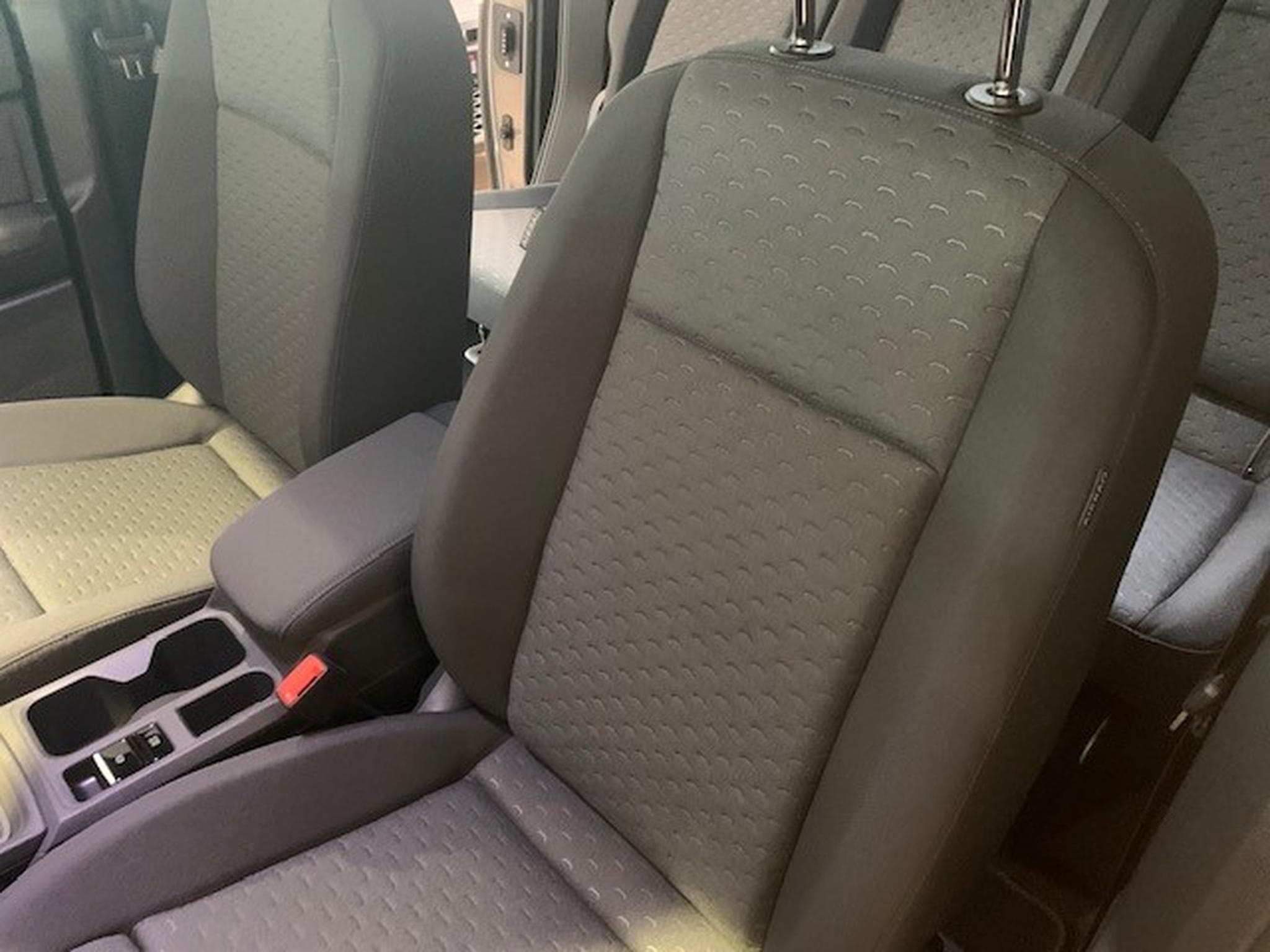 VW Caddy PANAMERICANA 1.5TSI PHEV 150CV DSG6 (2026) - Photo 2