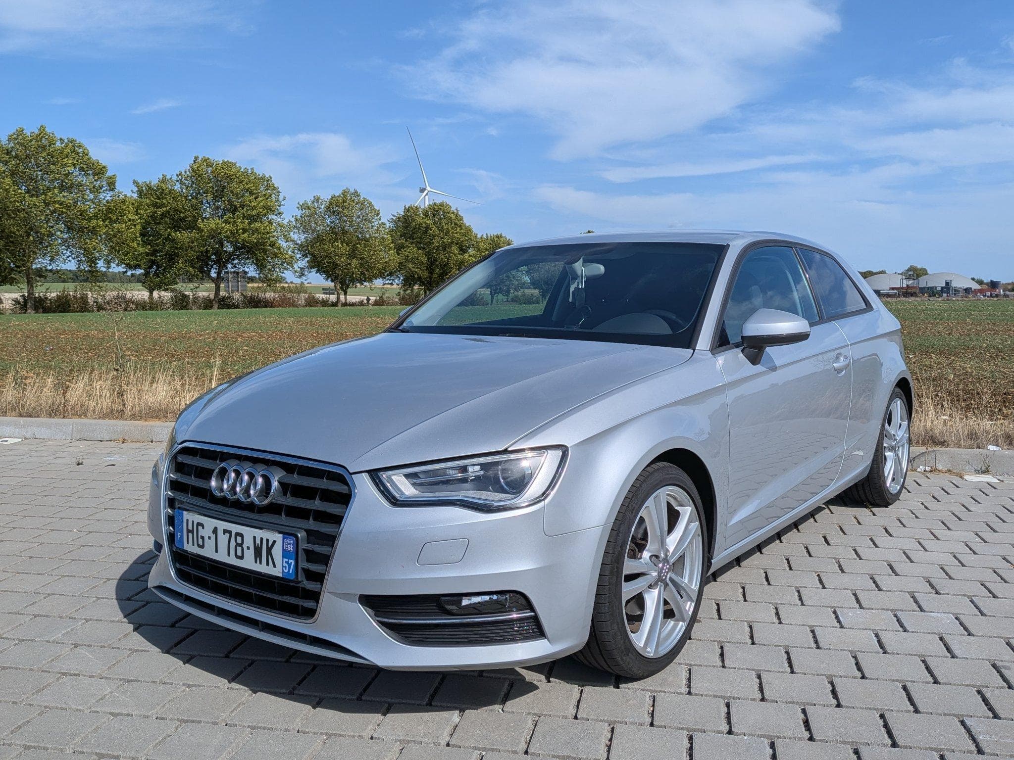 Audi A3 2.0 TDI - S Line (2013) - Foto 2