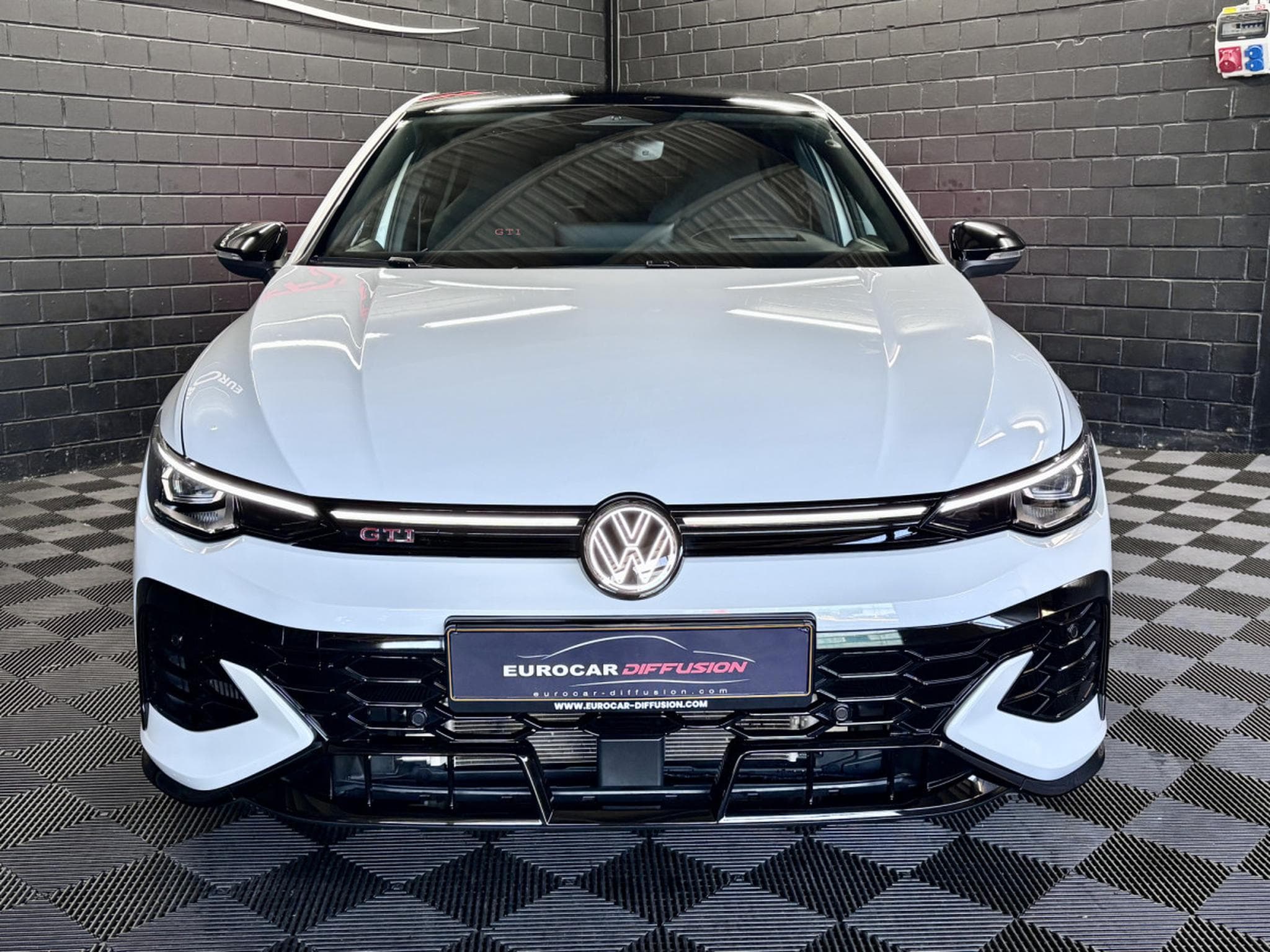 VW Golf GTI PHASE 2 Clubsport 2.0 TSI 300 CV DSG7 * DCC * MATRIX * (2026) - Photo 2